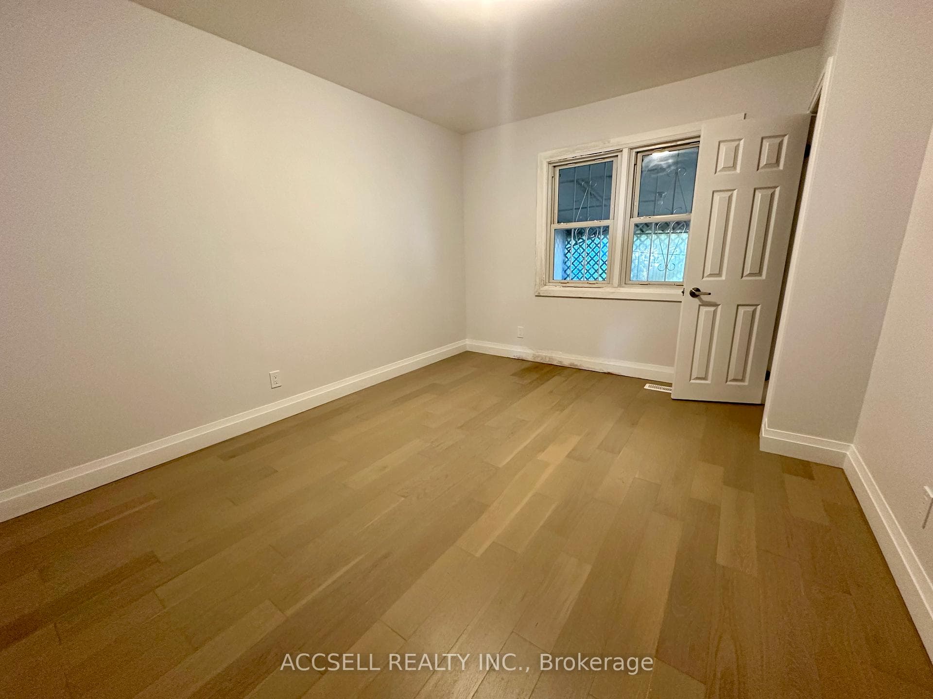 7 Minford Avenue photo 11