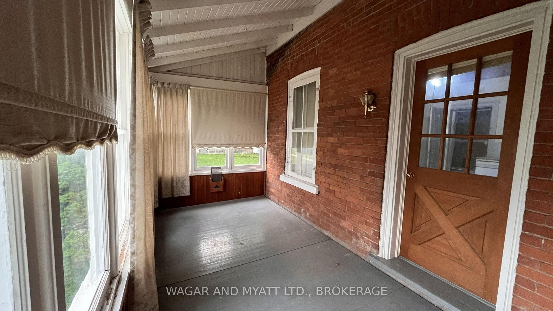 226 CAMDEN Road photo 2