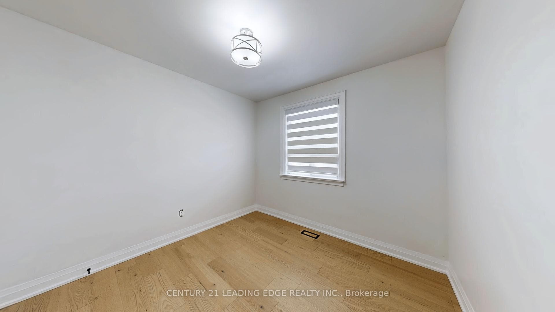 70 Wexford Boulevard photo 27