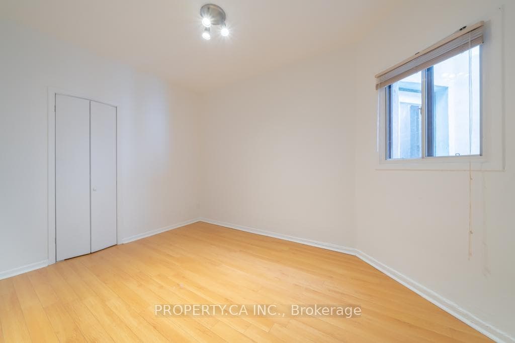 281 Augusta Avenue Unit 2-3 photo 10