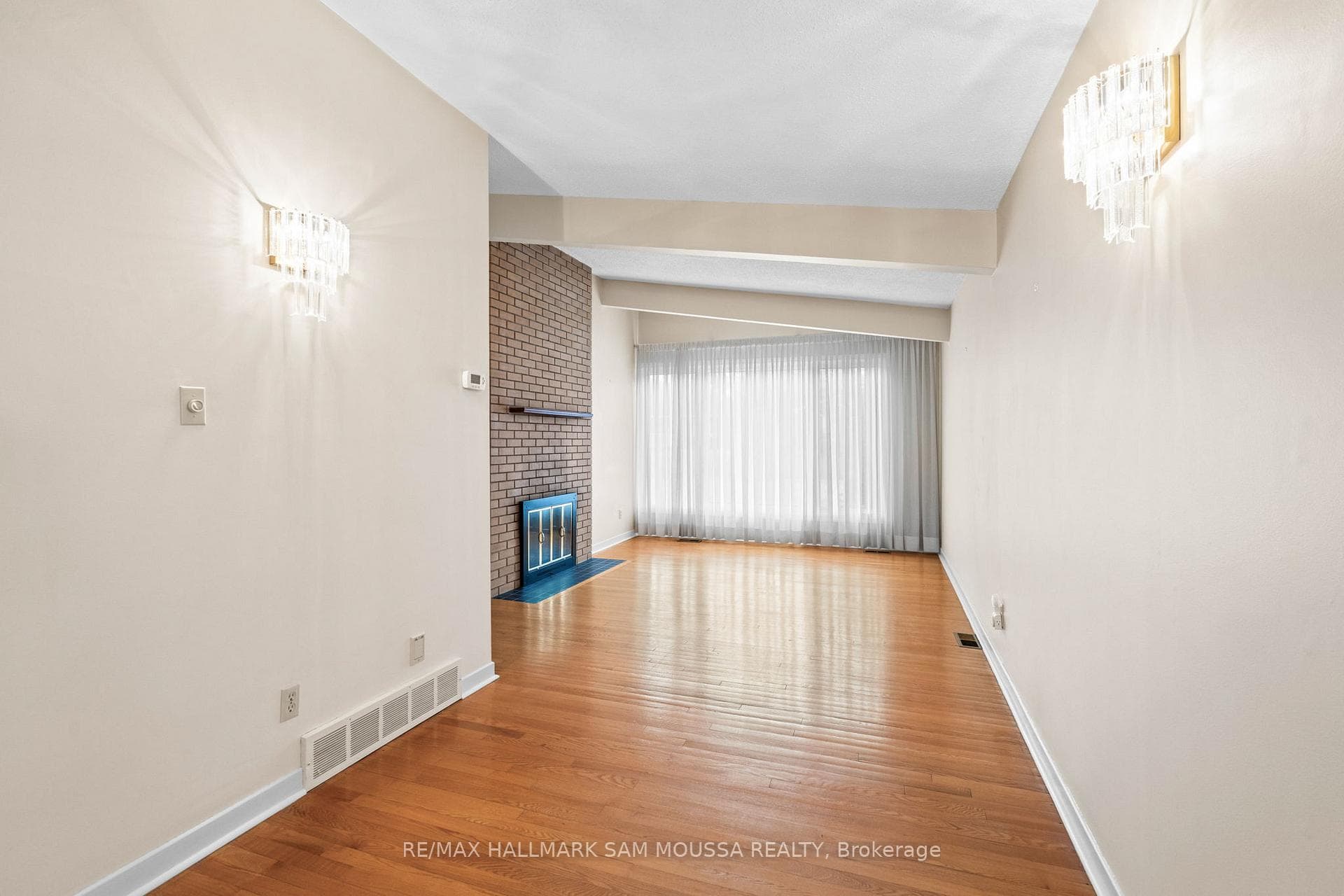 2176 Martha Avenue photo 11