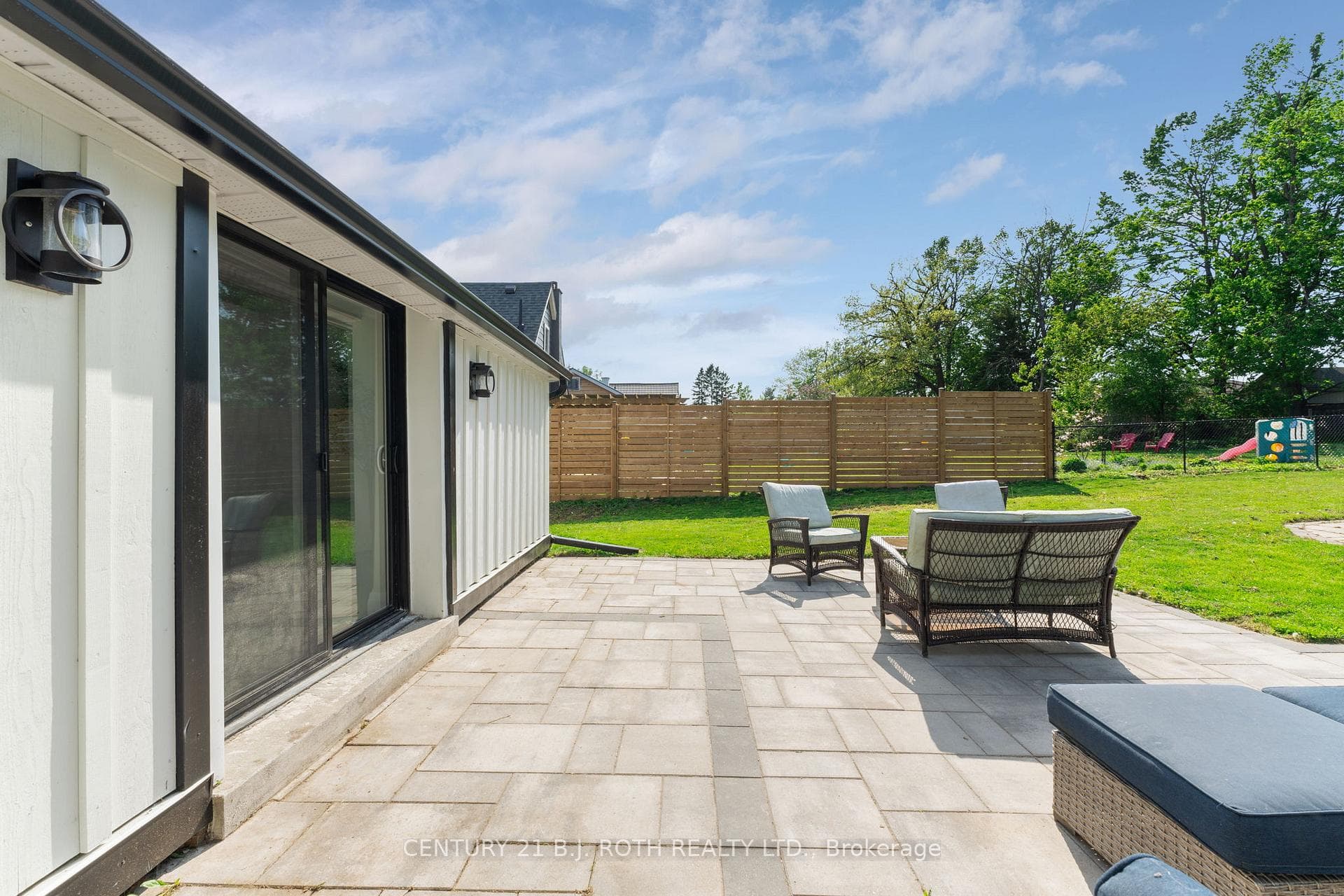 Professionally installed interlock patio