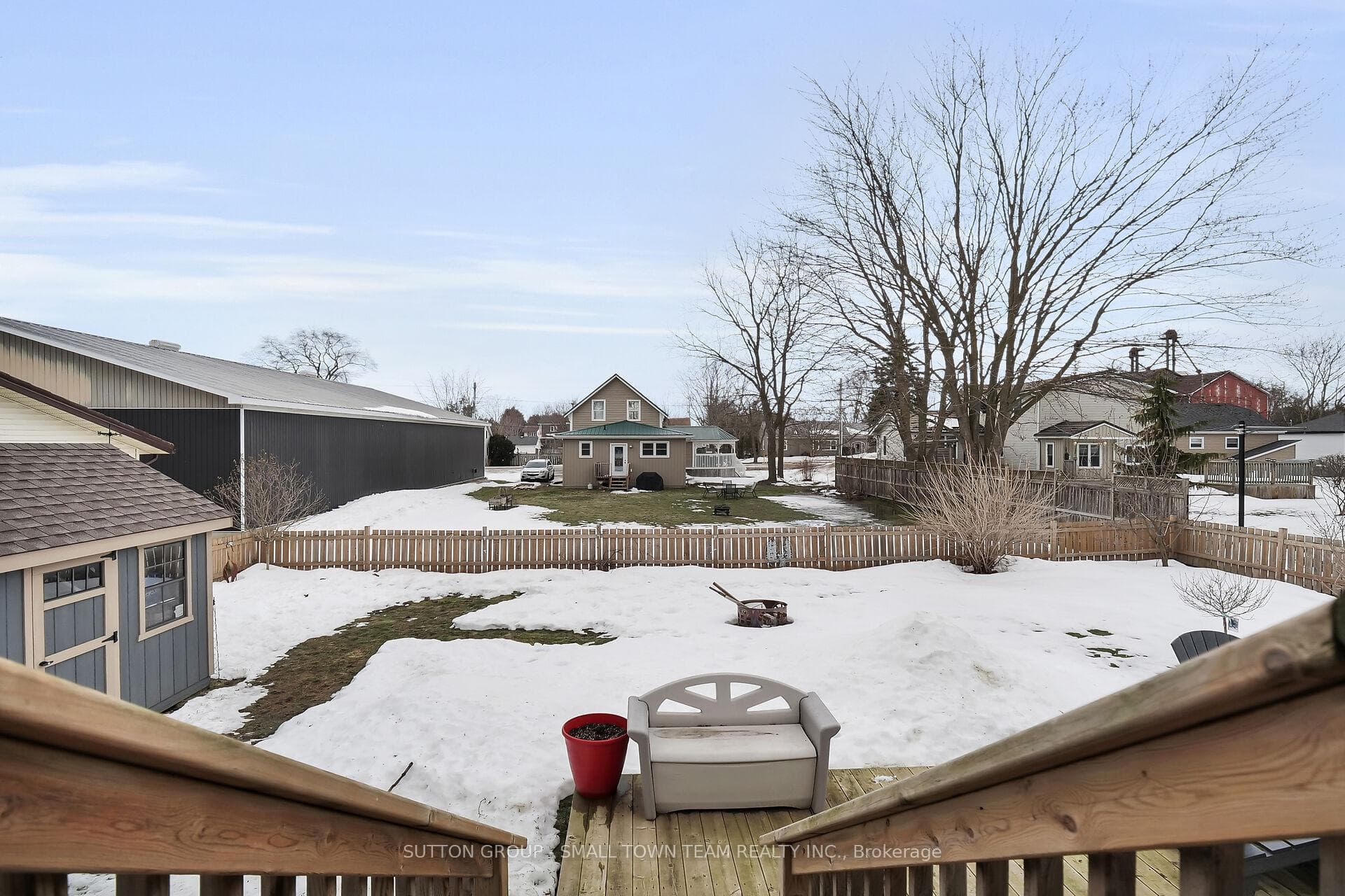162 Roland Street photo 47