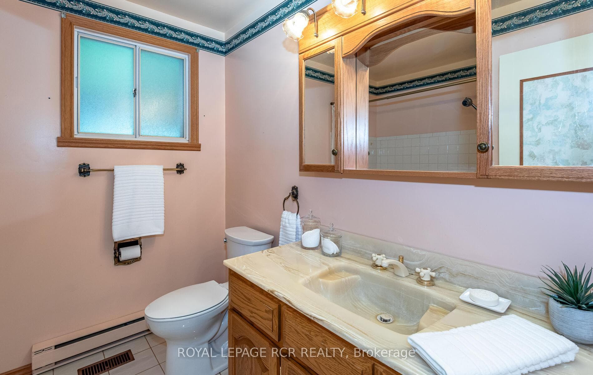 258 Lloyd Avenue photo 20