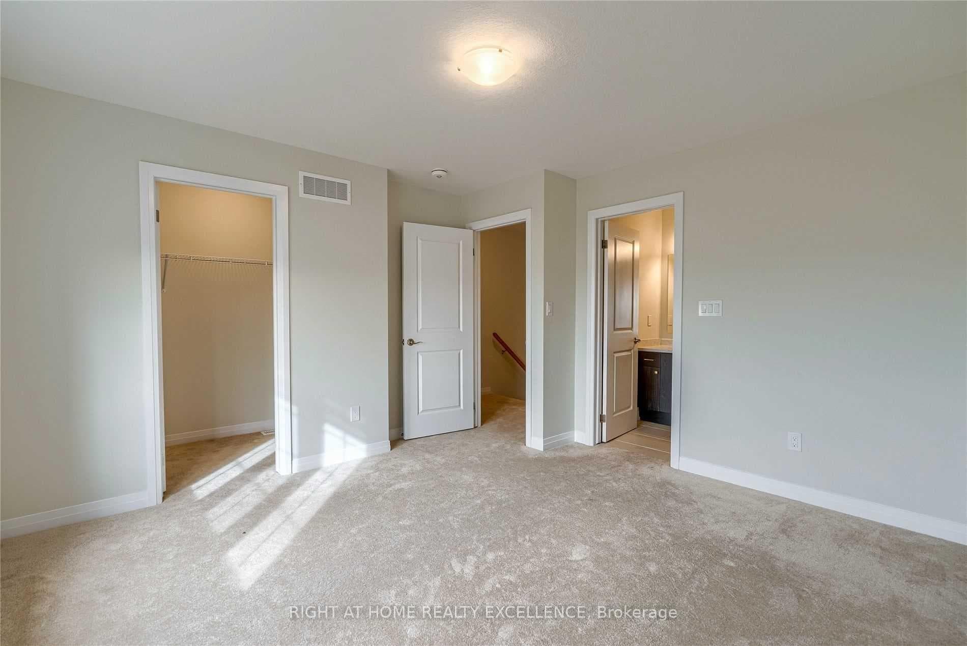 128 Ian Ormston Drive photo 16