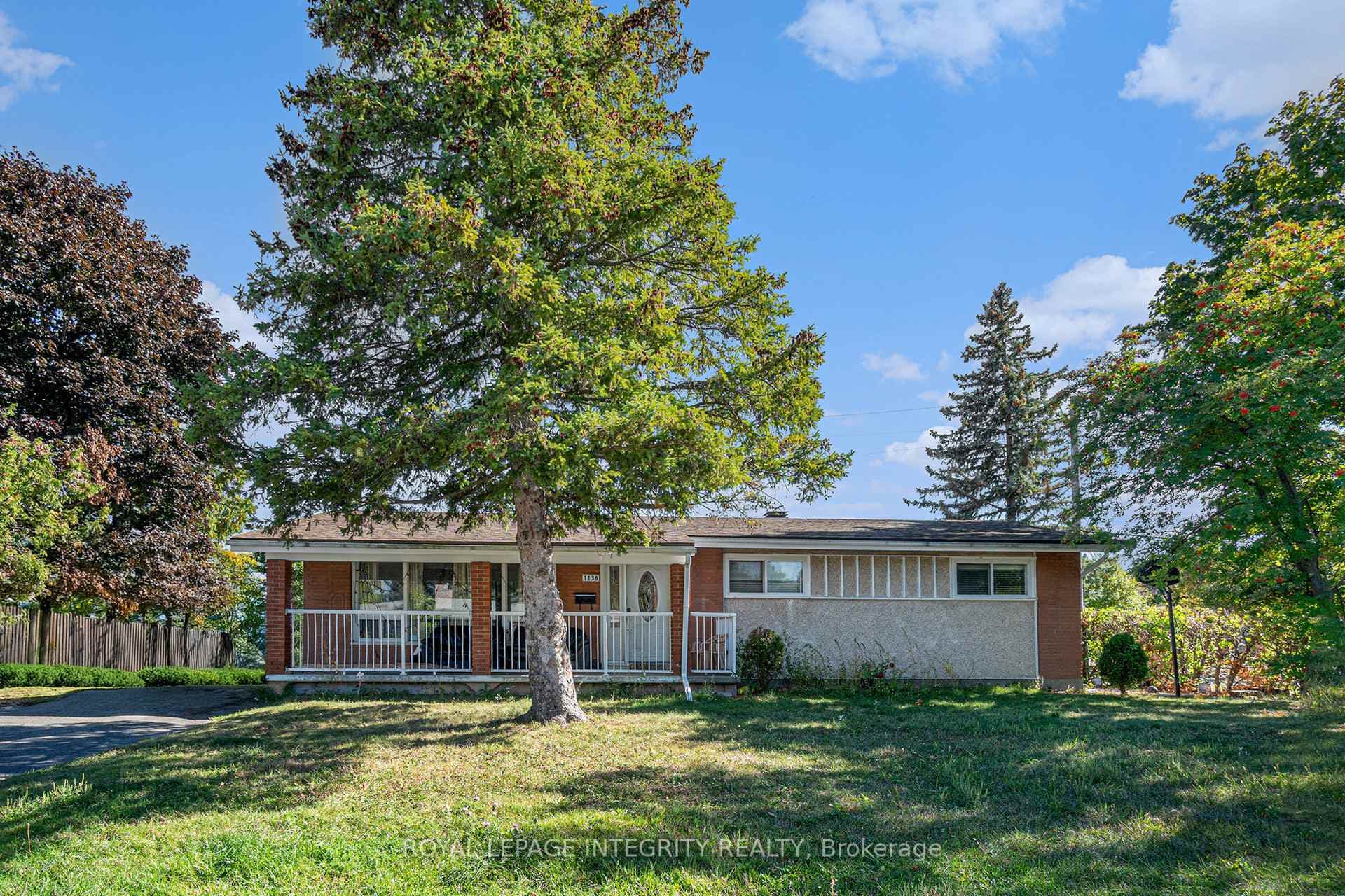 1136 Deer Park Road photo 1