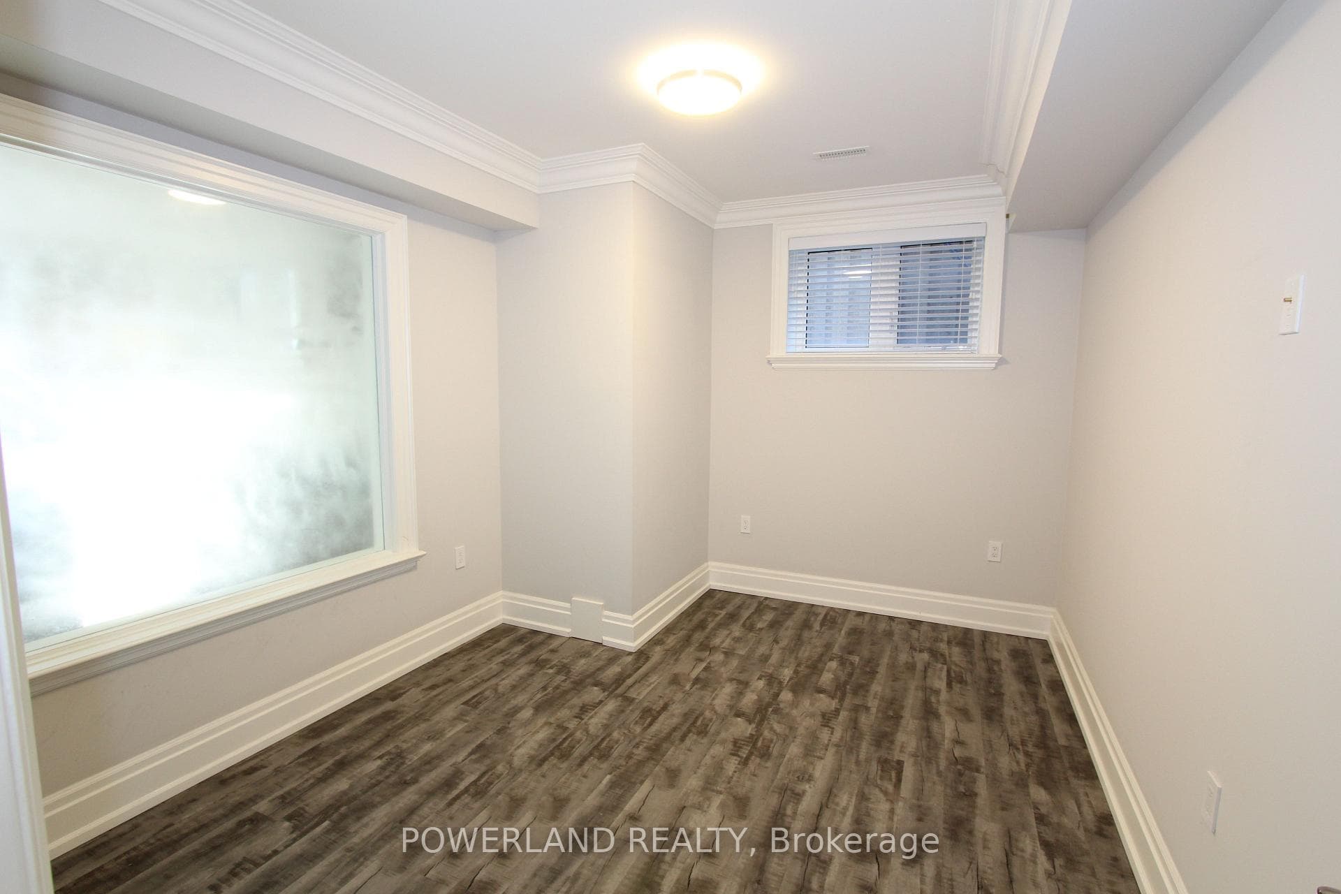 18 Greenview Avenue photo 12