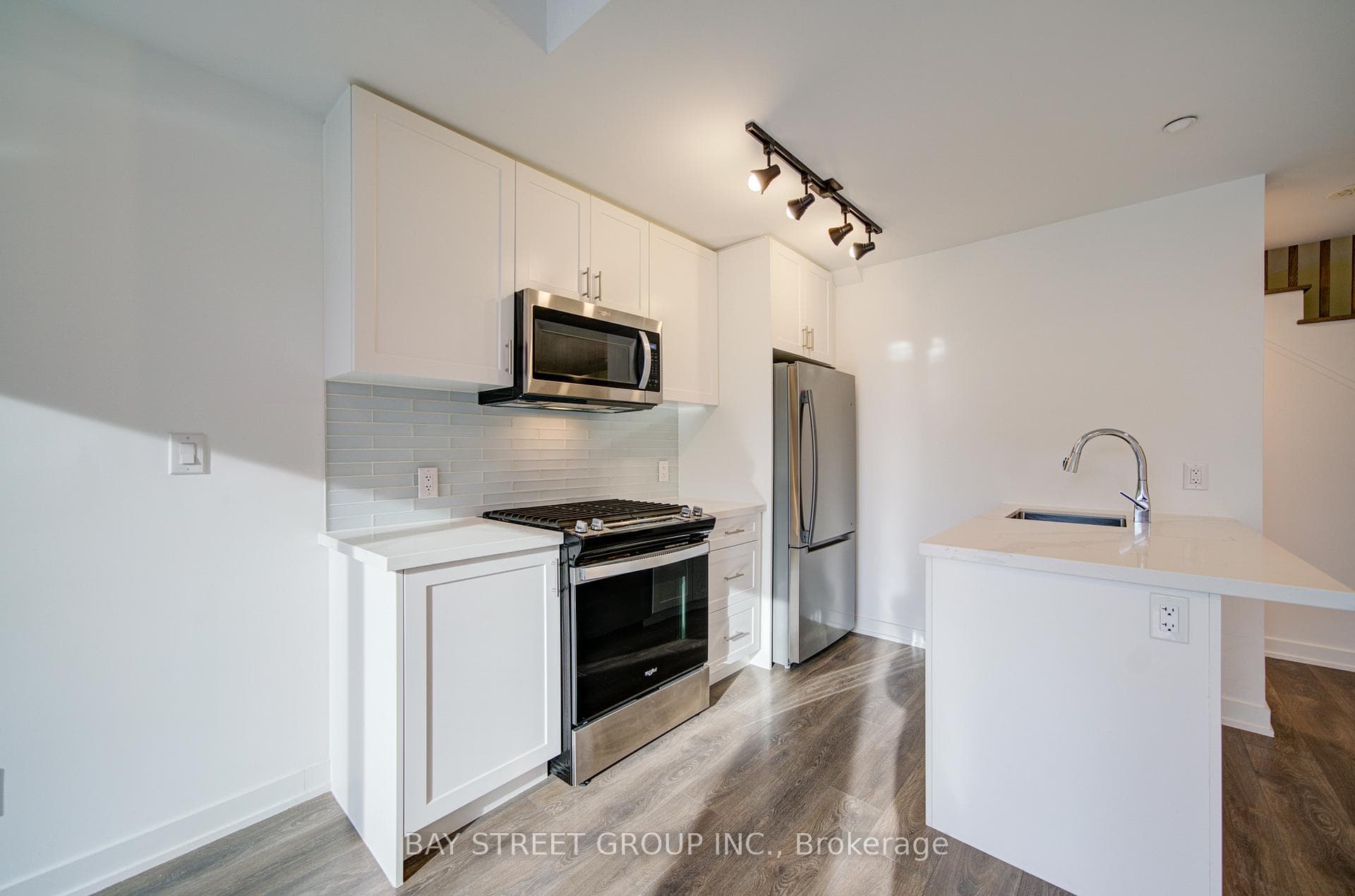 1479 O'Connor Drive Unit 7 photo 10