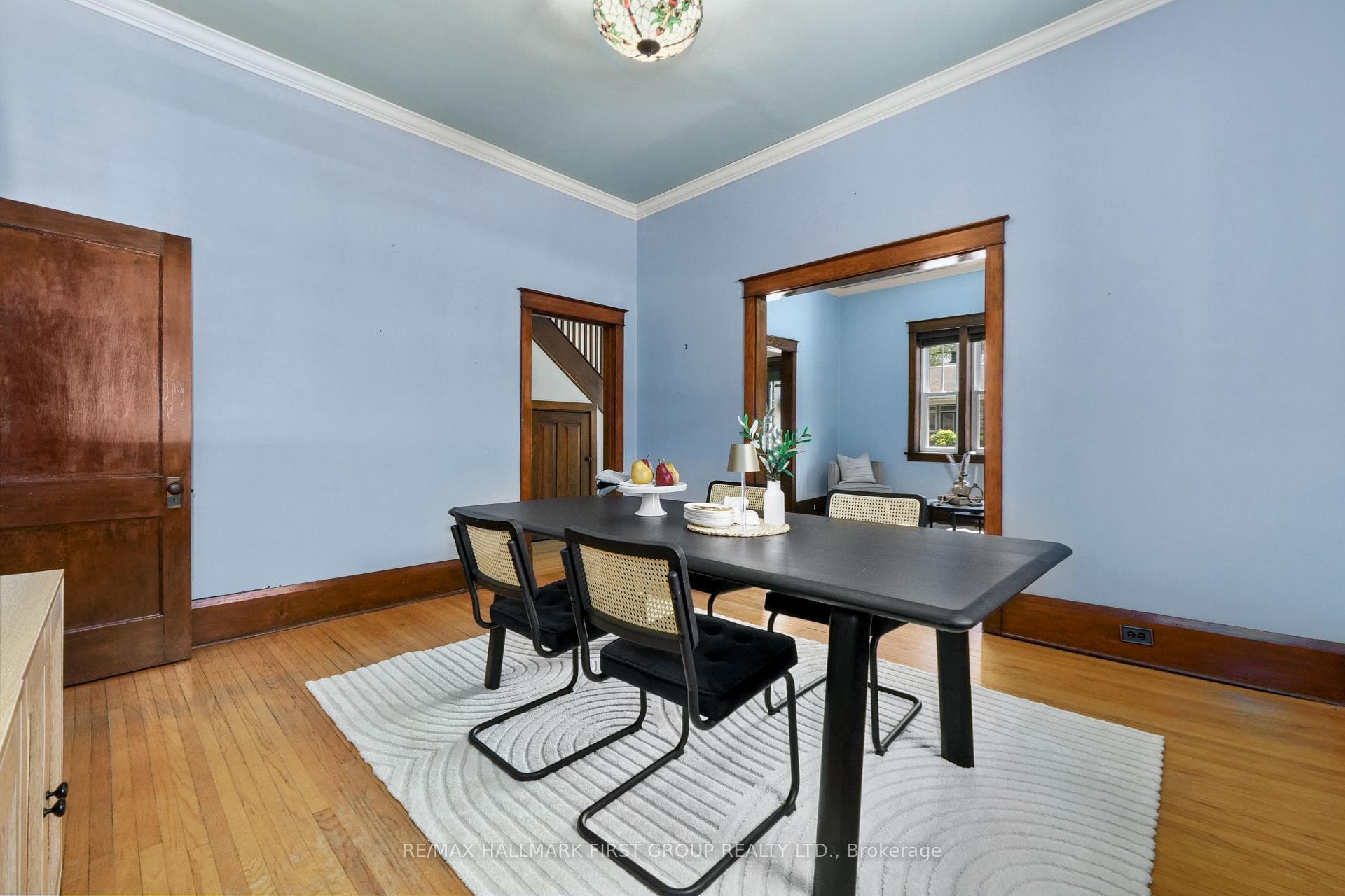 274 Ridout Street photo 11