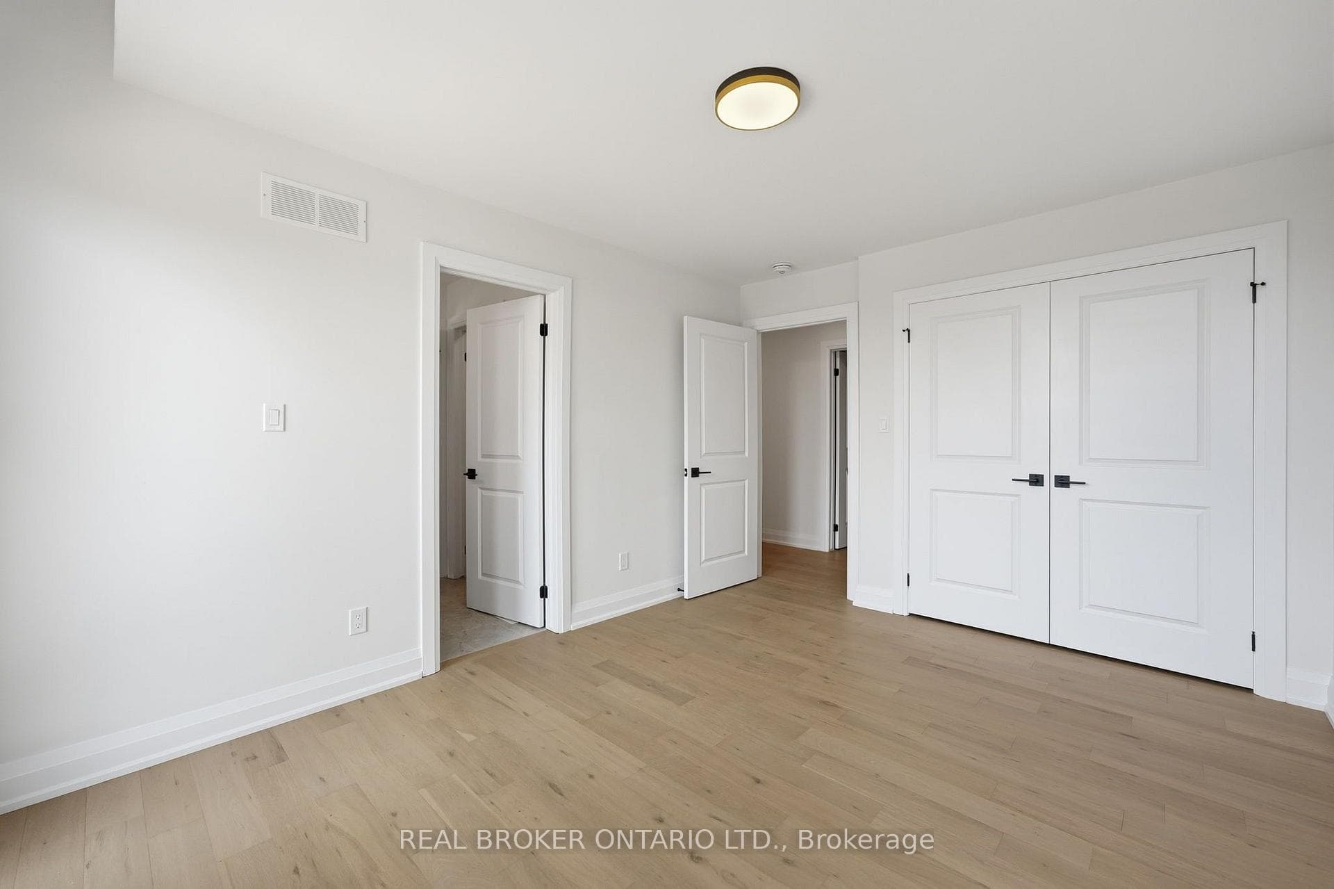 6325 Jewel Common photo 22