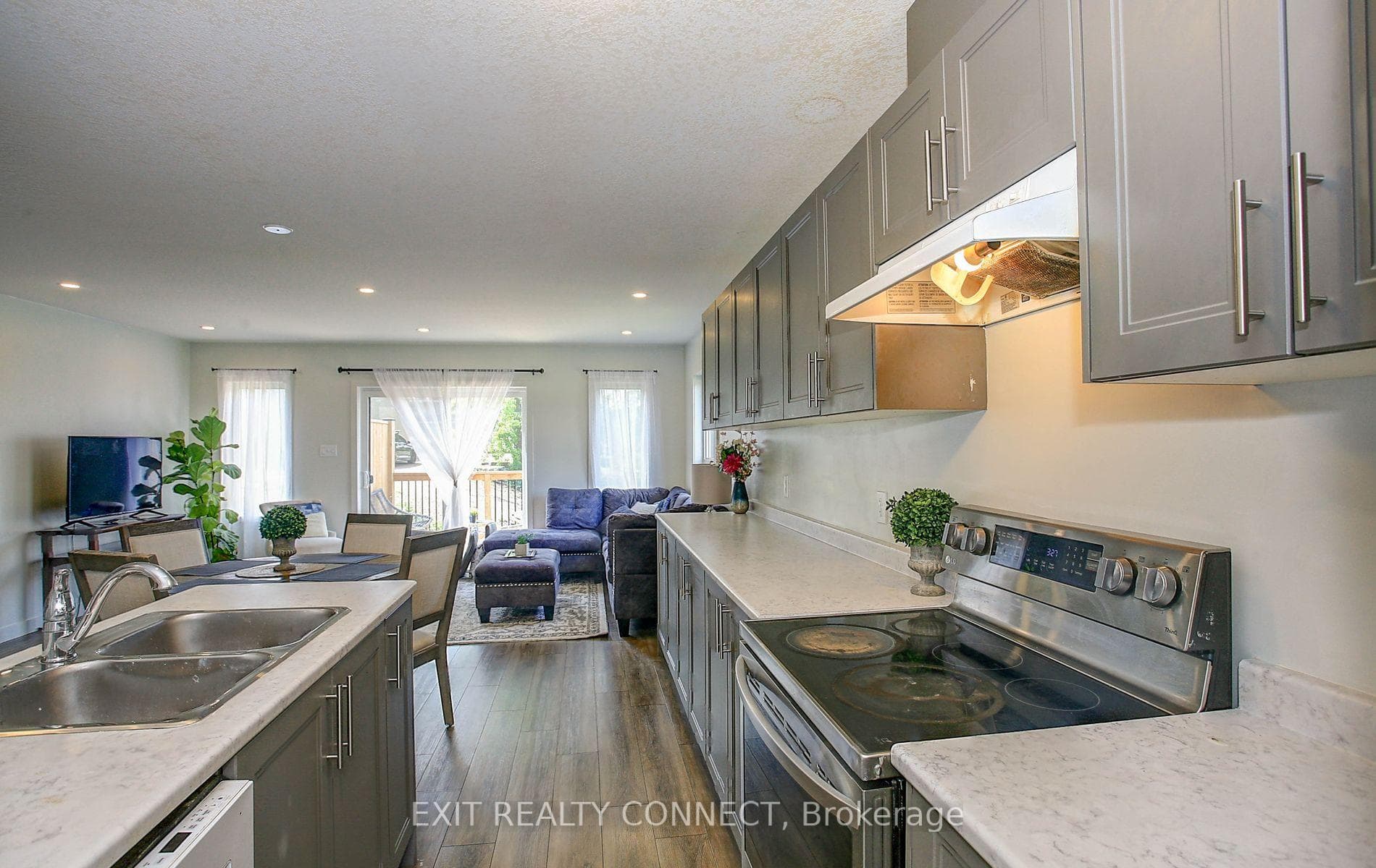26 Pony Way photo 9