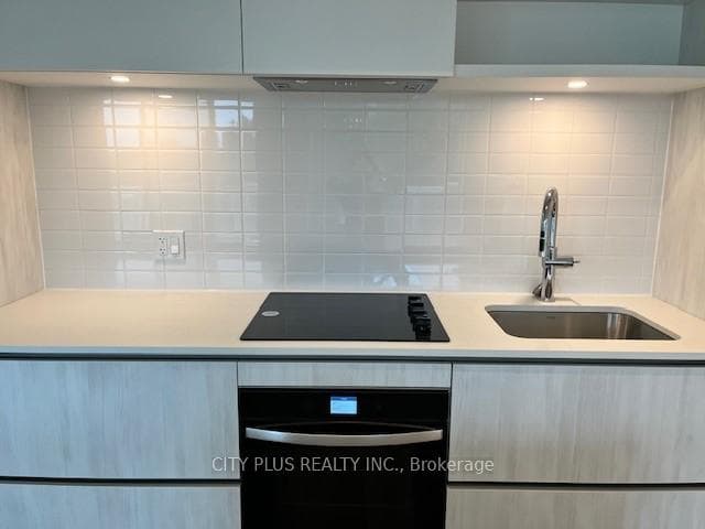 6 David Eyer Road Unit 210 photo 6