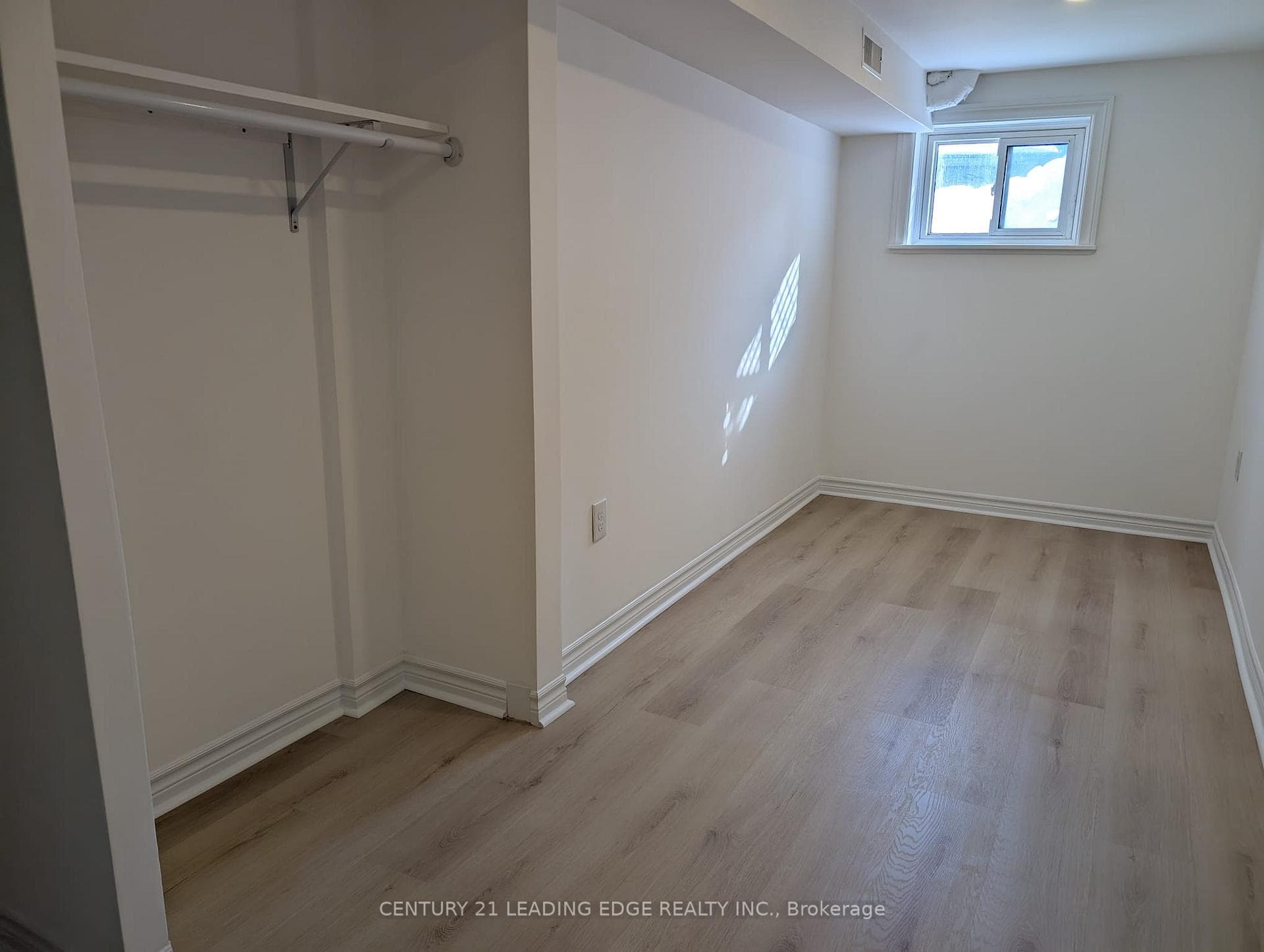 2424 Whaley Drive Unit BSMT photo 12