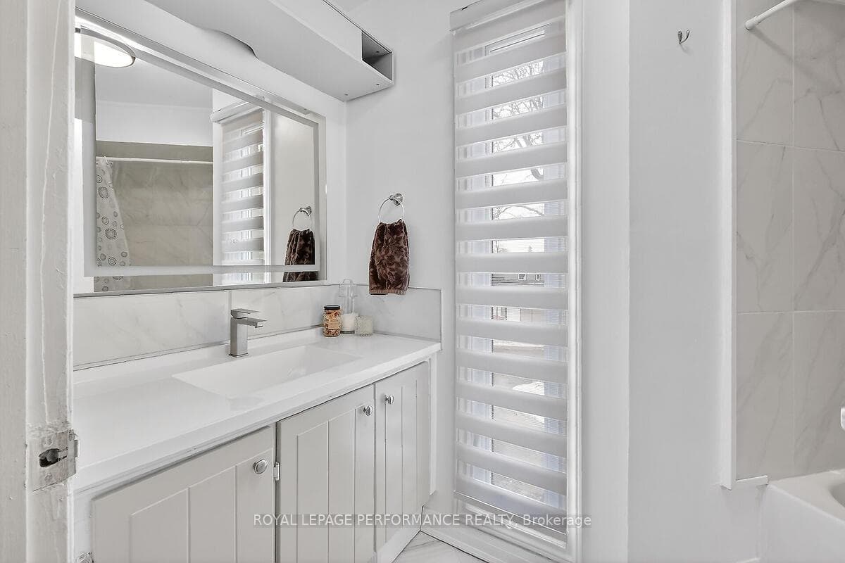 42 Compata Way photo 26