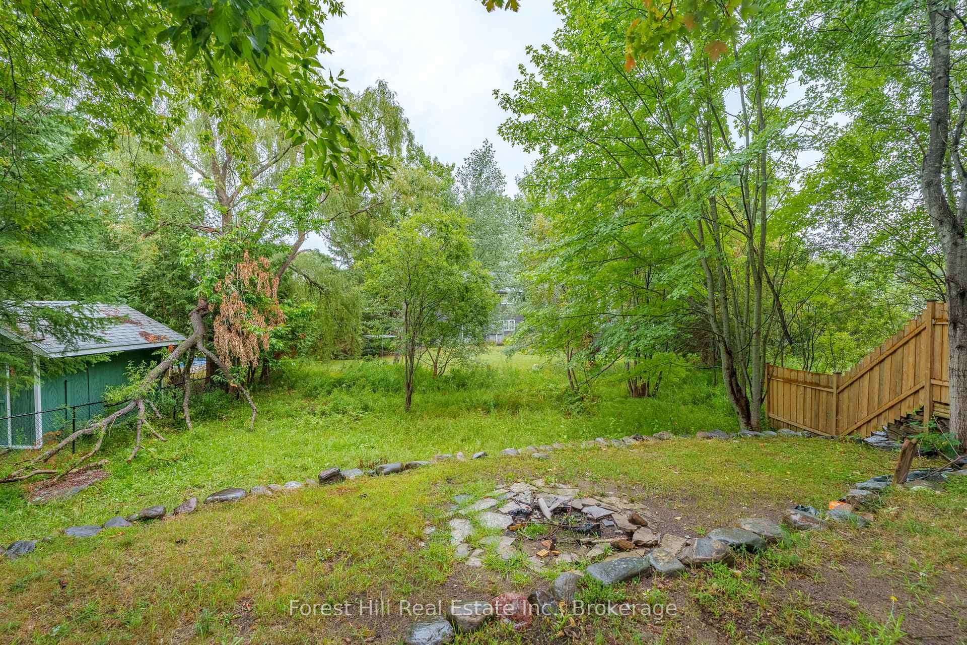 12 Crestview Drive photo 5