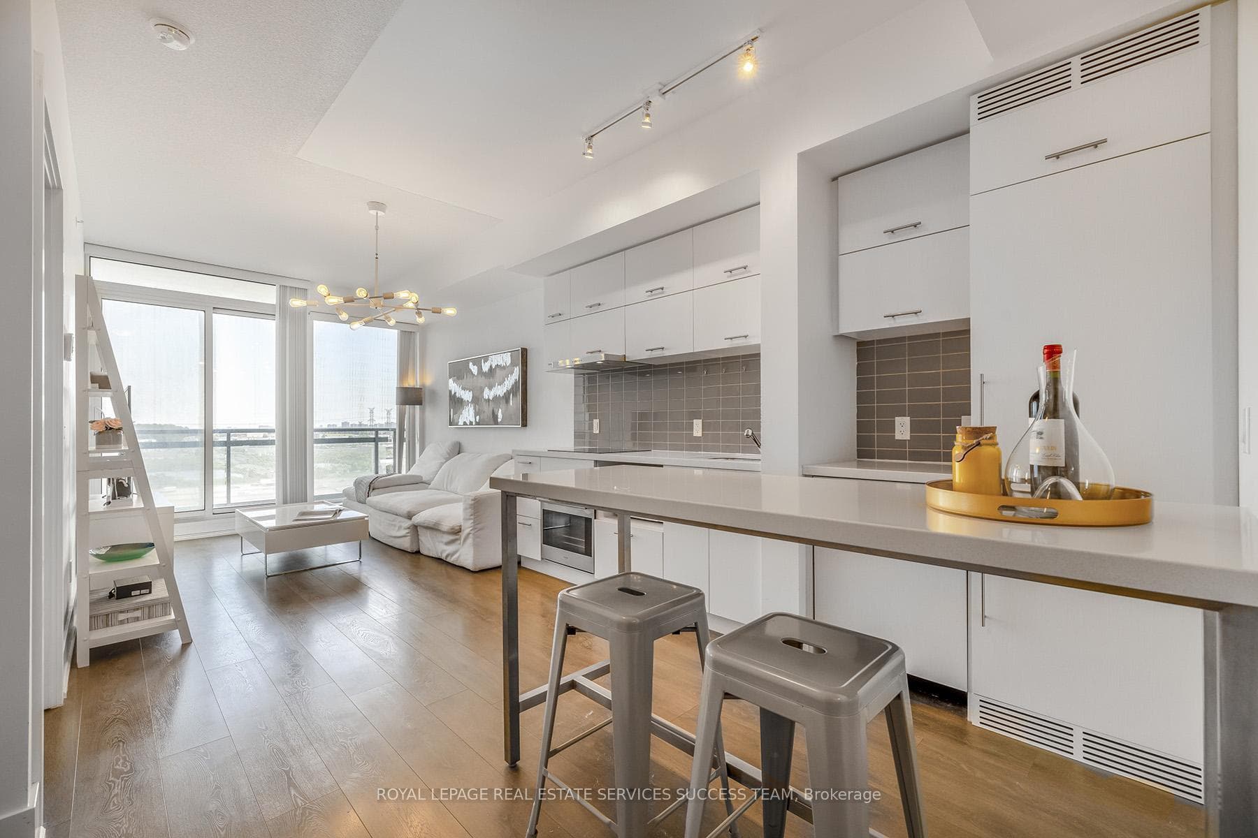180 Enterprise Boulevard Unit 1112 photo 8