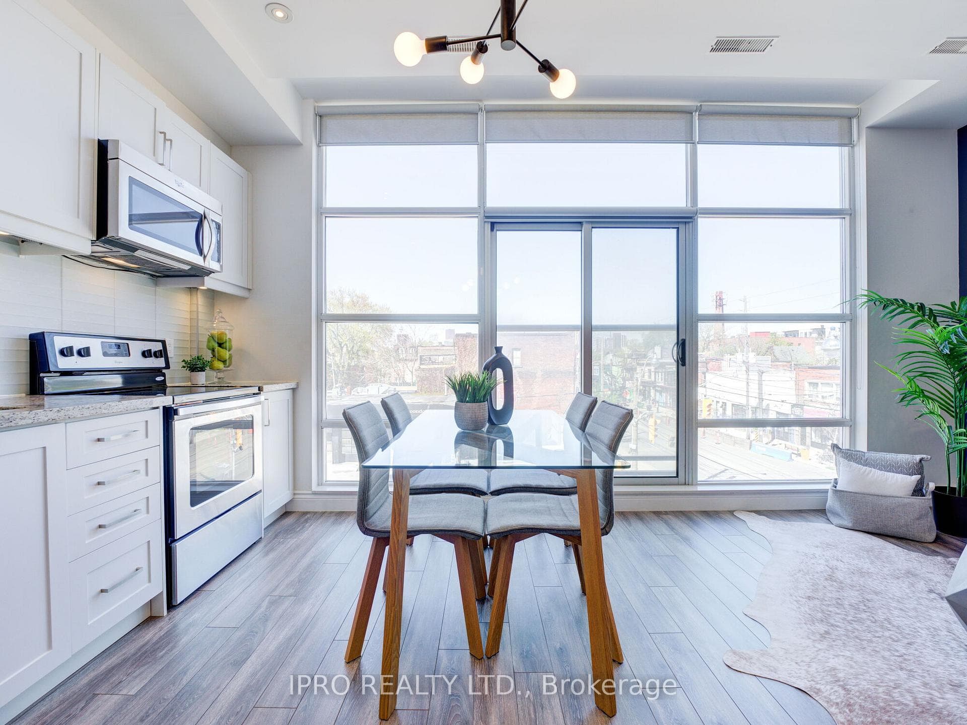 1003 Queen Street Unit 302 photo 14