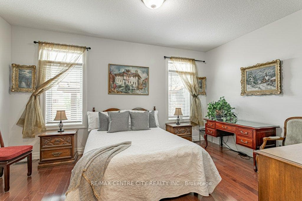 26 Elwood Street photo 20