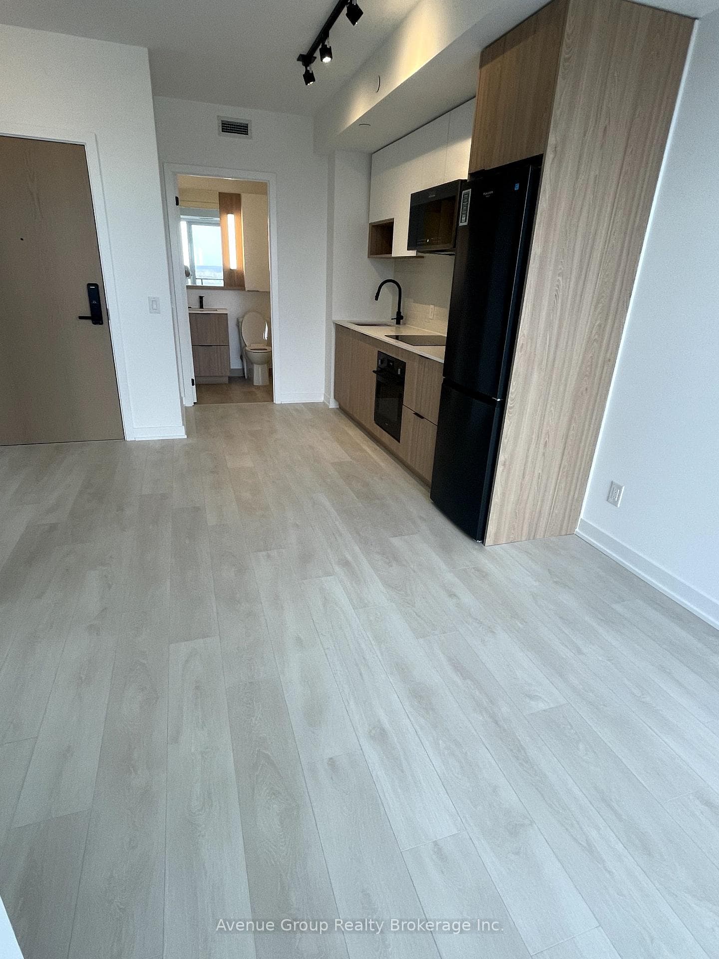 5 Defries Street Unit 2601 photo 7