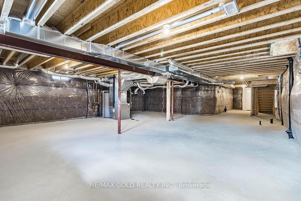 7 Dolomite Drive photo 31