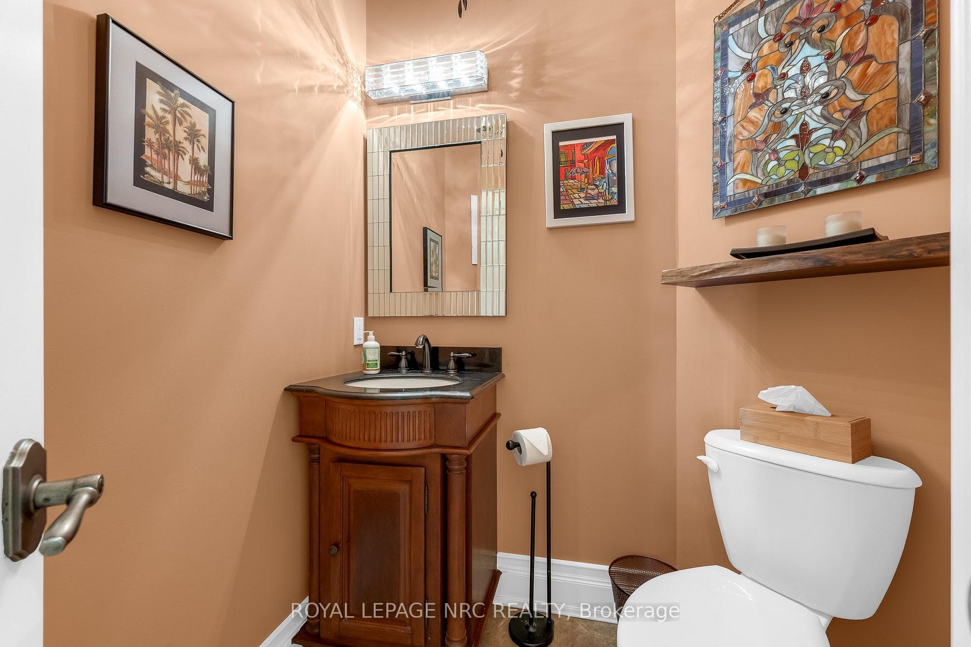 1323 Effingham Street photo 43