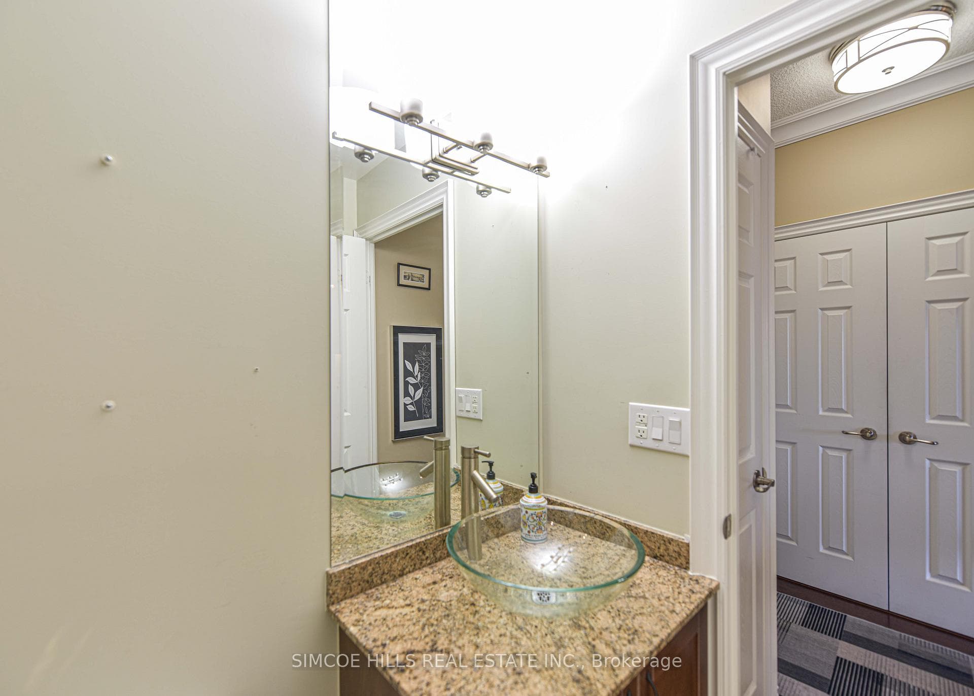 4 piece bathroom
