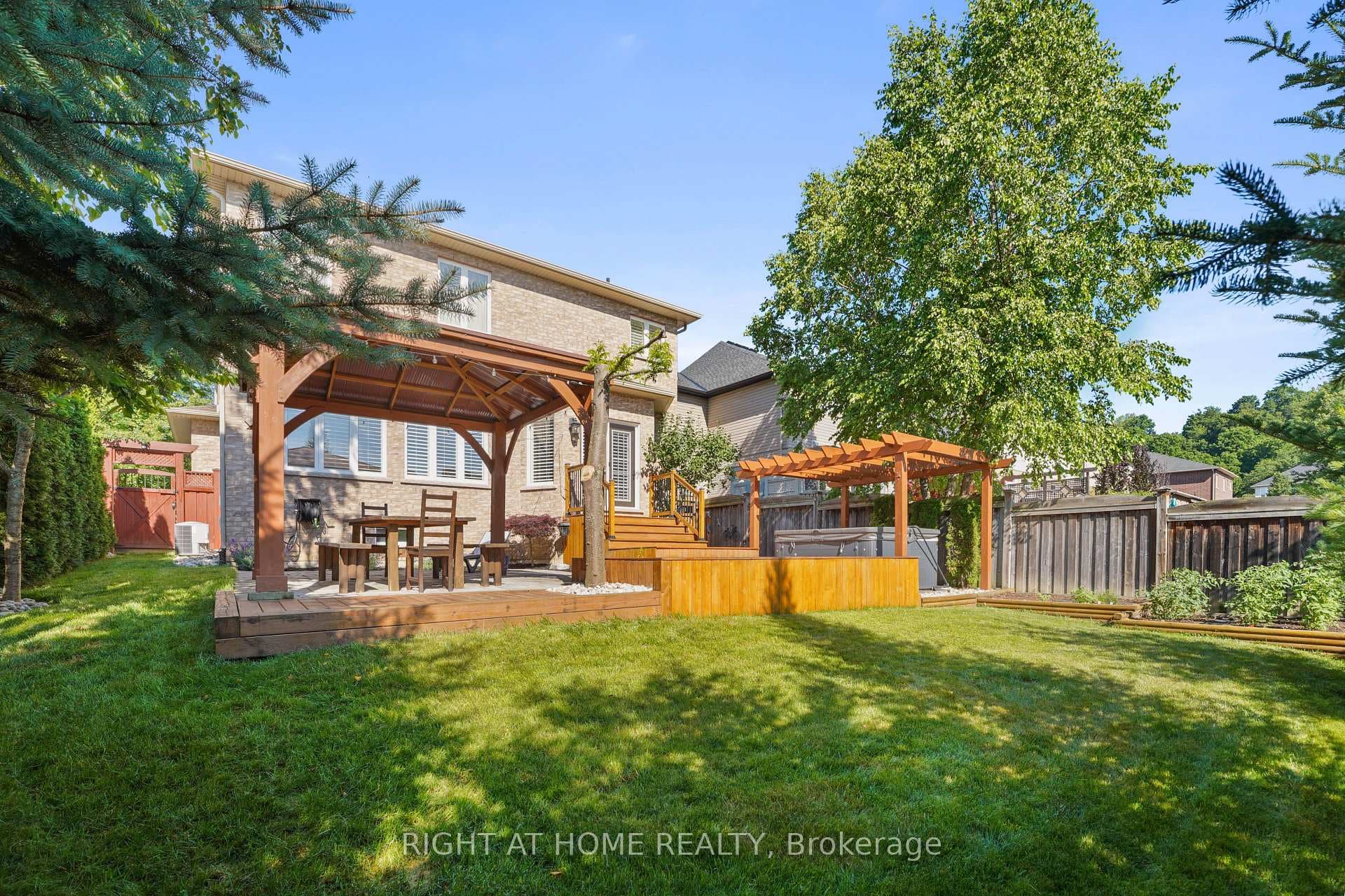 87 Newcombe Road photo 29