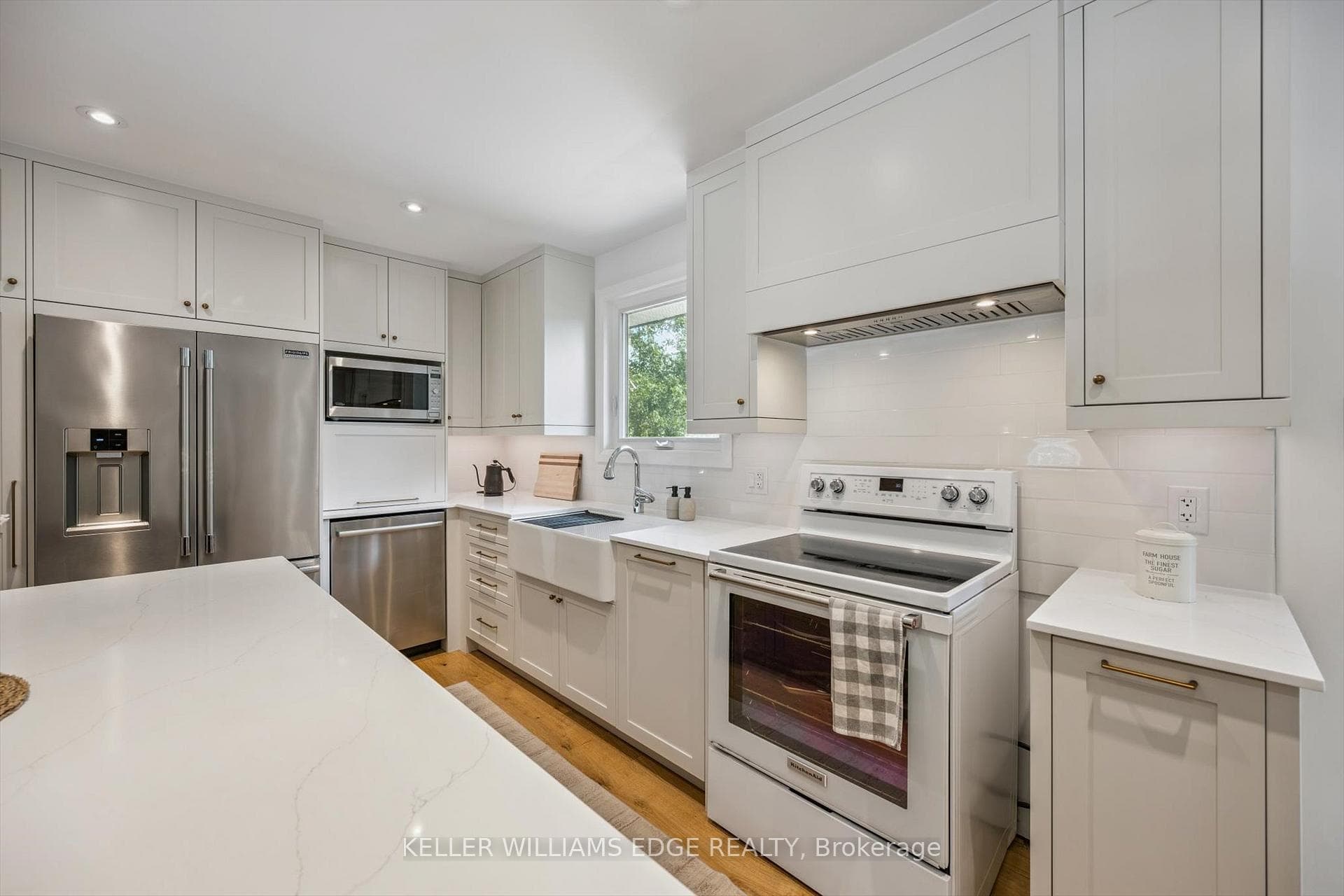 132 Osborne Crescent photo 13