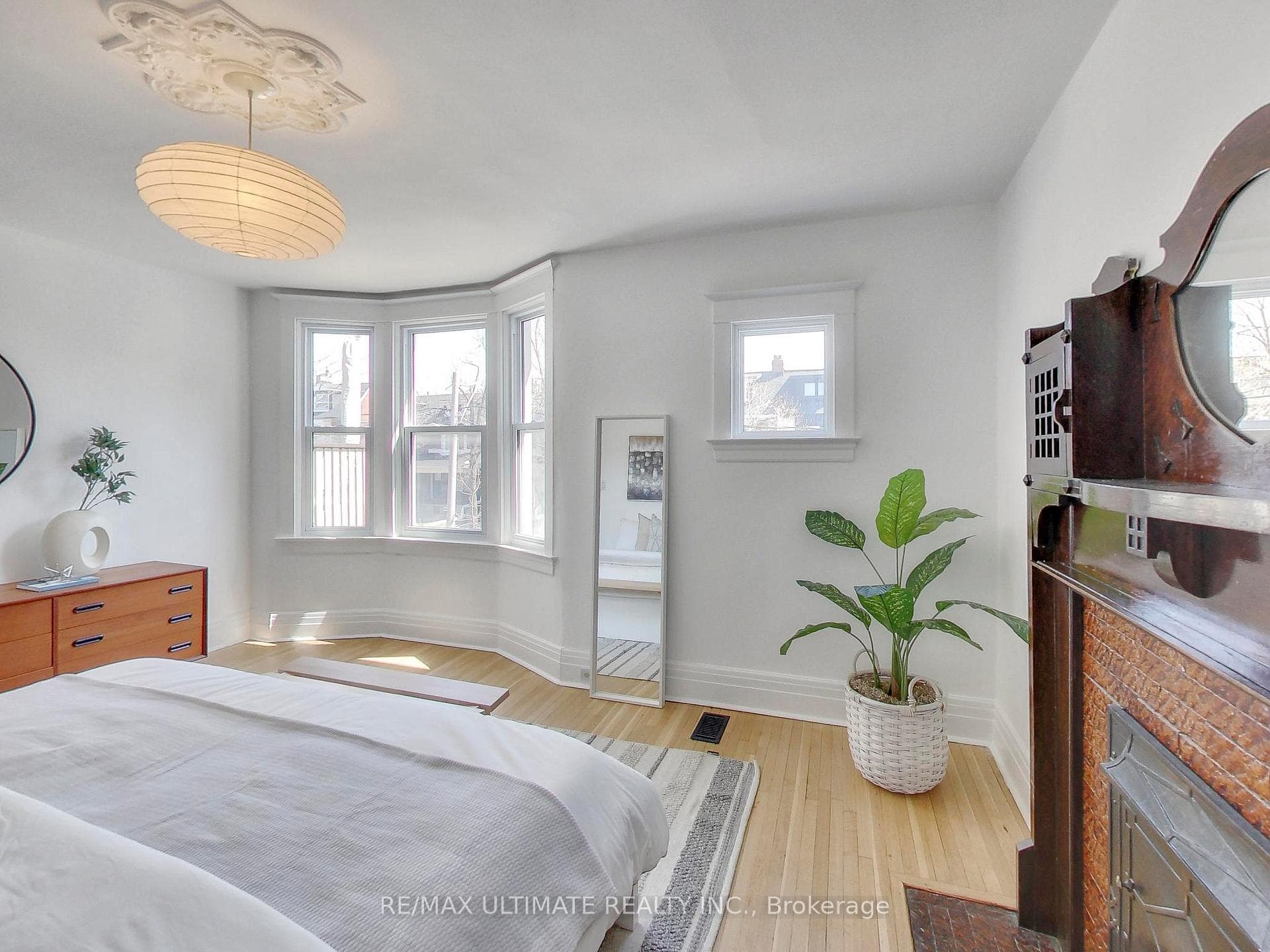 24 Pauline Avenue photo 22