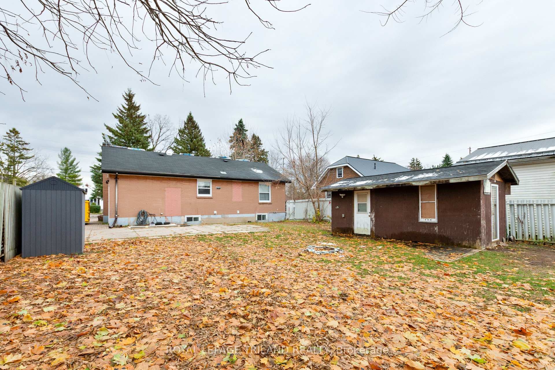 167 Barker Street photo 29