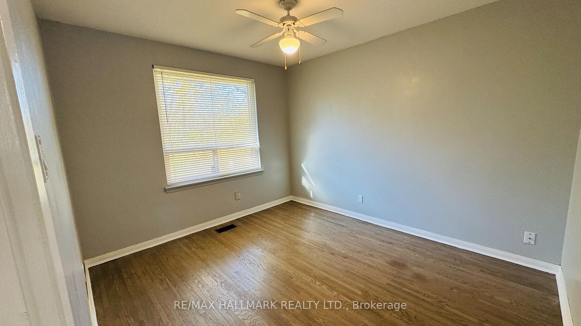 9762 Keele Street Unit Main Floor photo 11