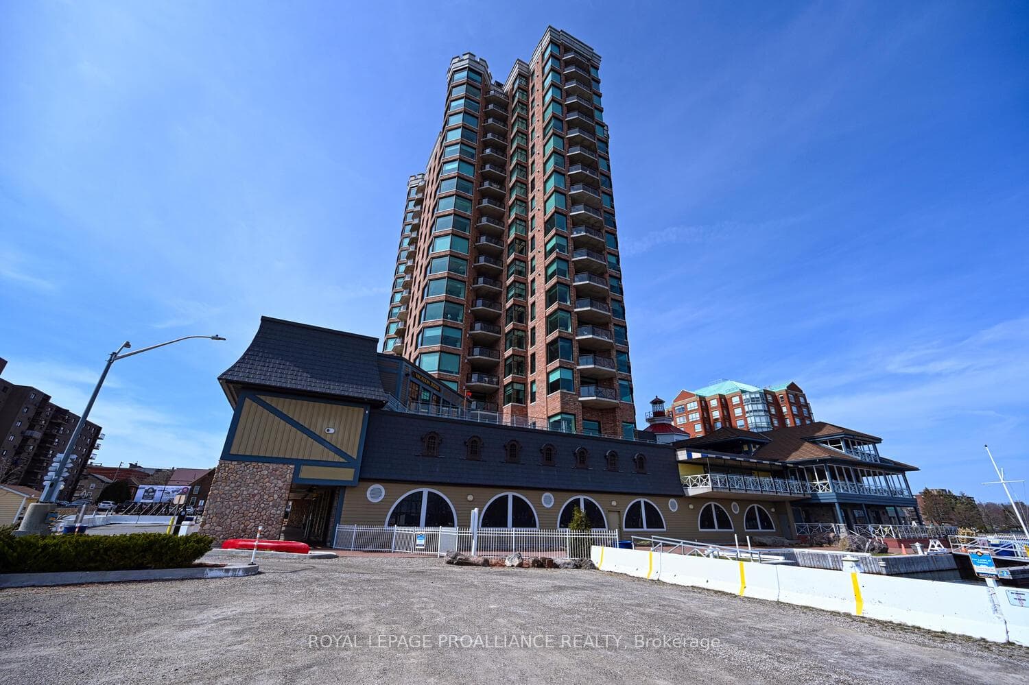 15 St Andrew Street Unit 1004 photo 42