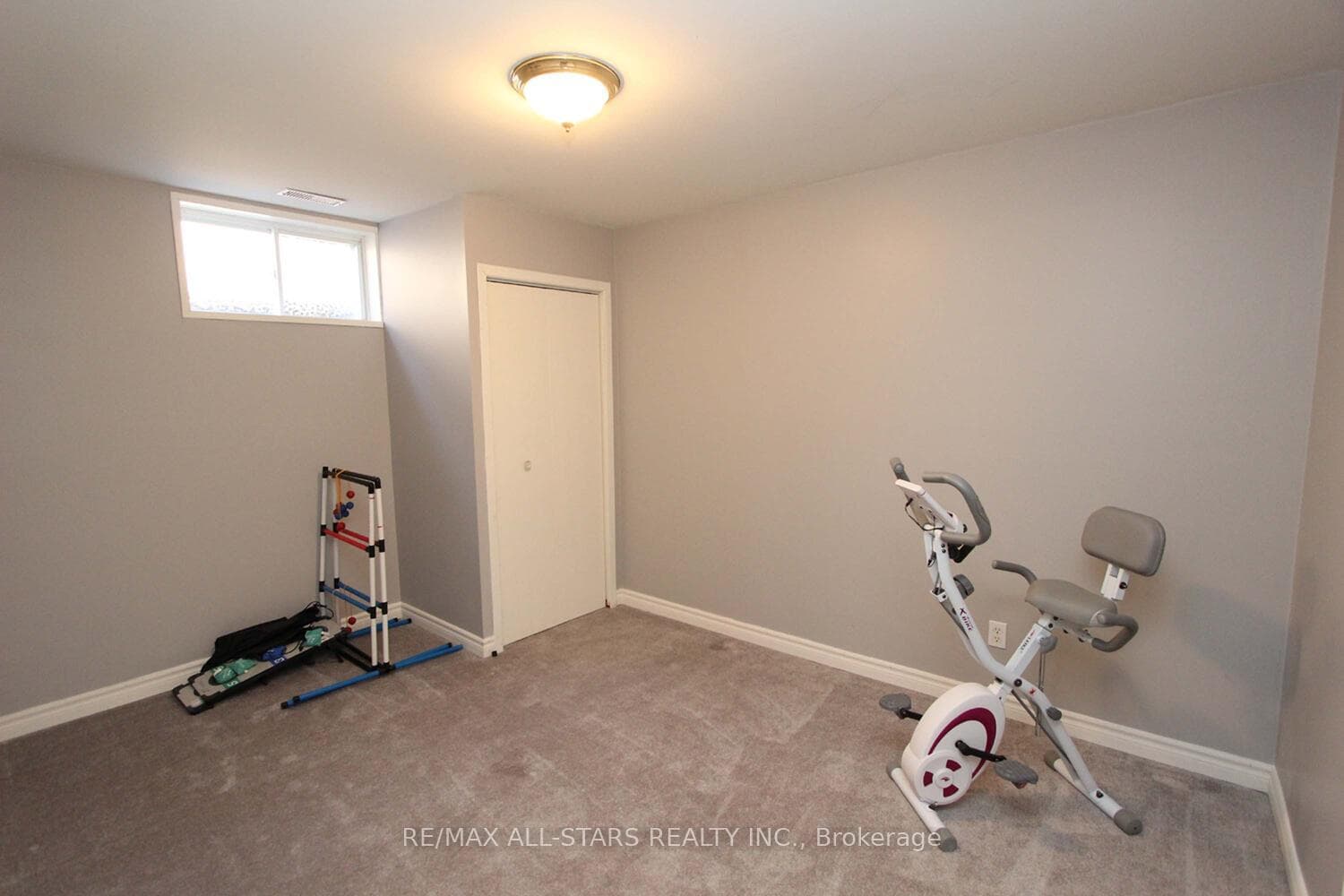 27 Hillview Drive photo 22
