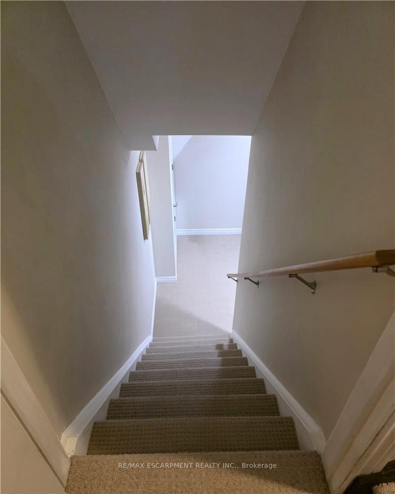 6 Chestnut Drive Unit 9 photo 15