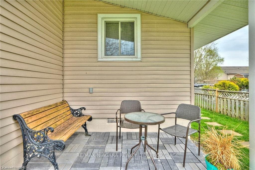 3105 BETHUNE Avenue photo 5