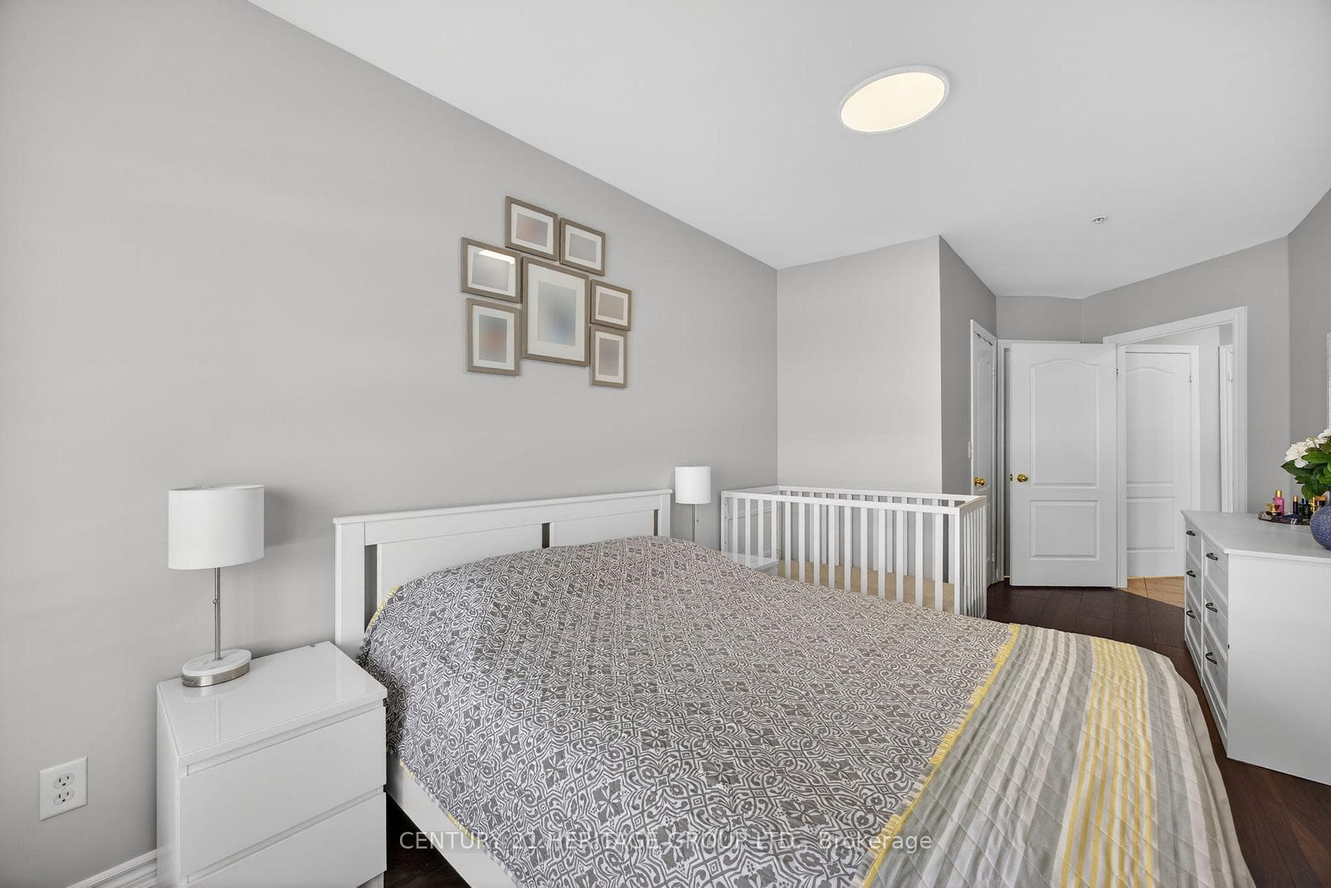 112 Simcoe Road Unit 214 photo 4
