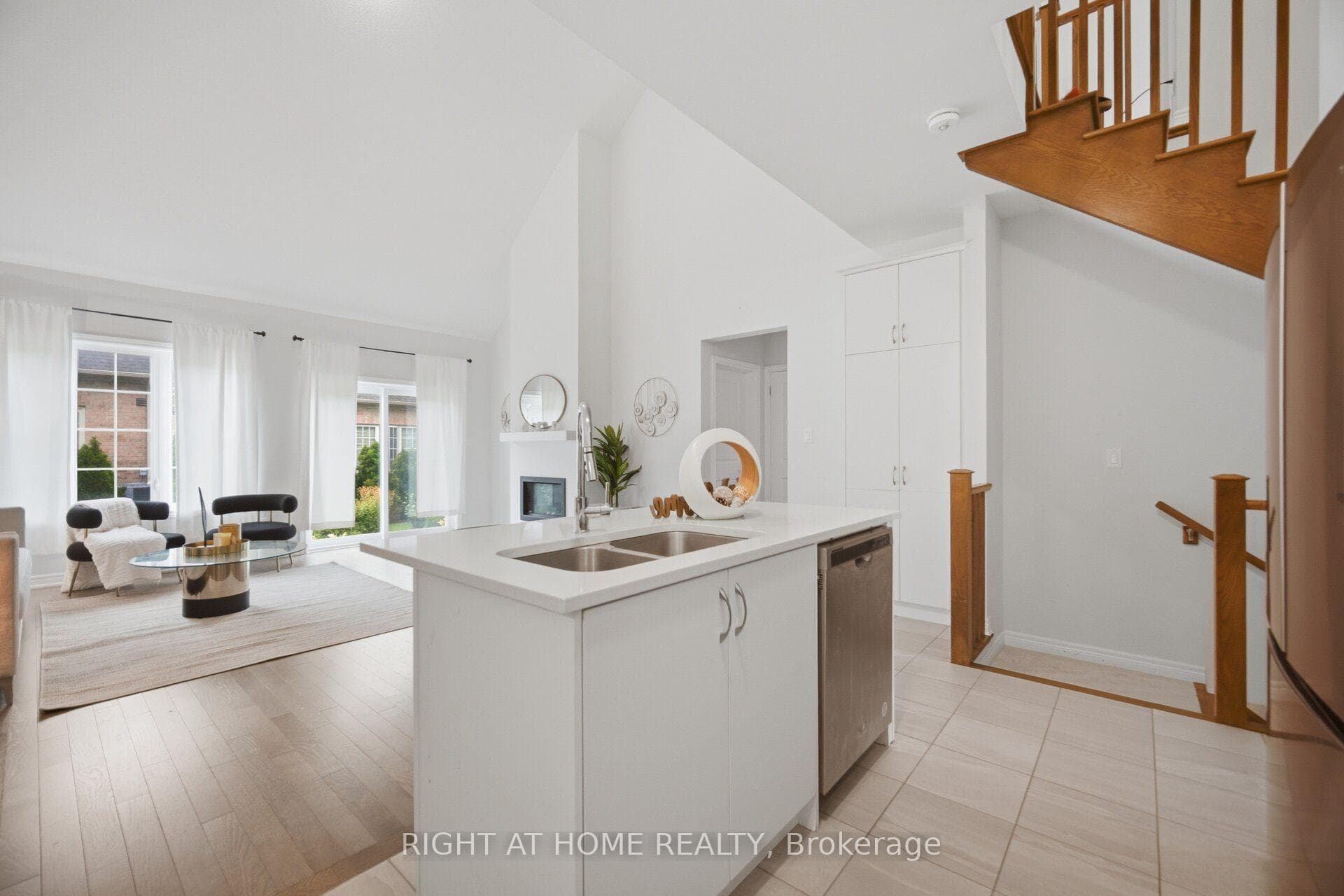 41 Overlea Drive photo 11