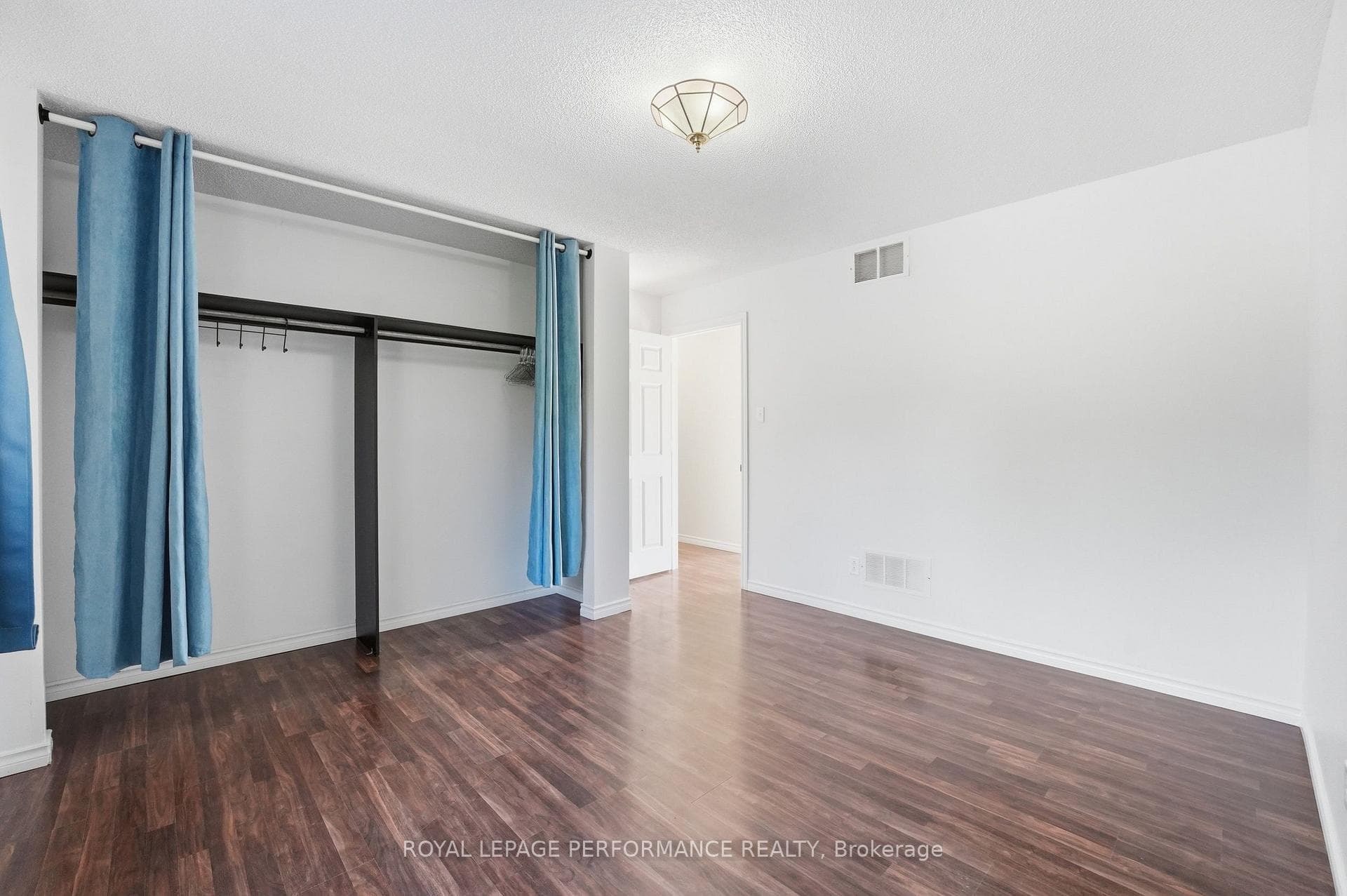 1084 Eadie Road photo 27