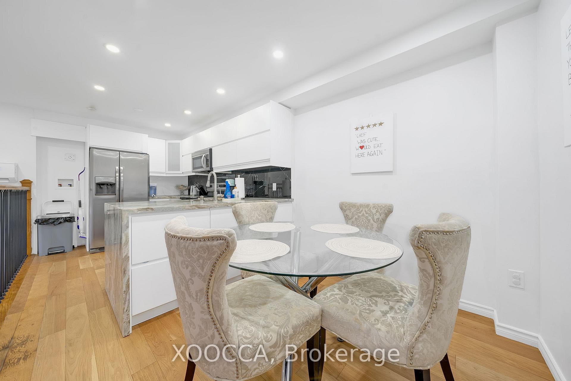 80 Springfair Avenue photo 8