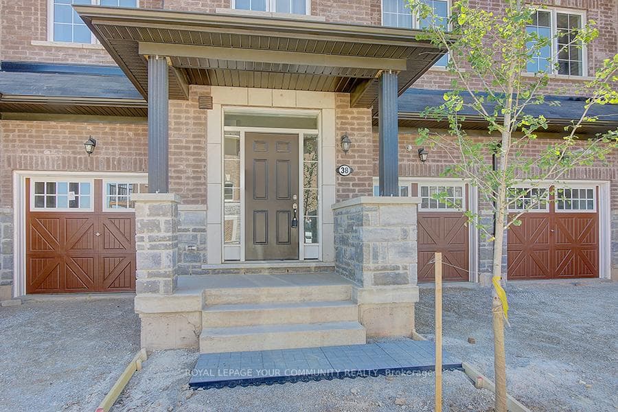 38 Pomarine Way photo 2