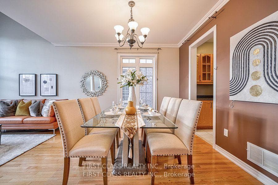 12 Glaceport Crescent photo 6