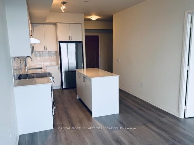 8960 Jane Street Unit 311 photo 5