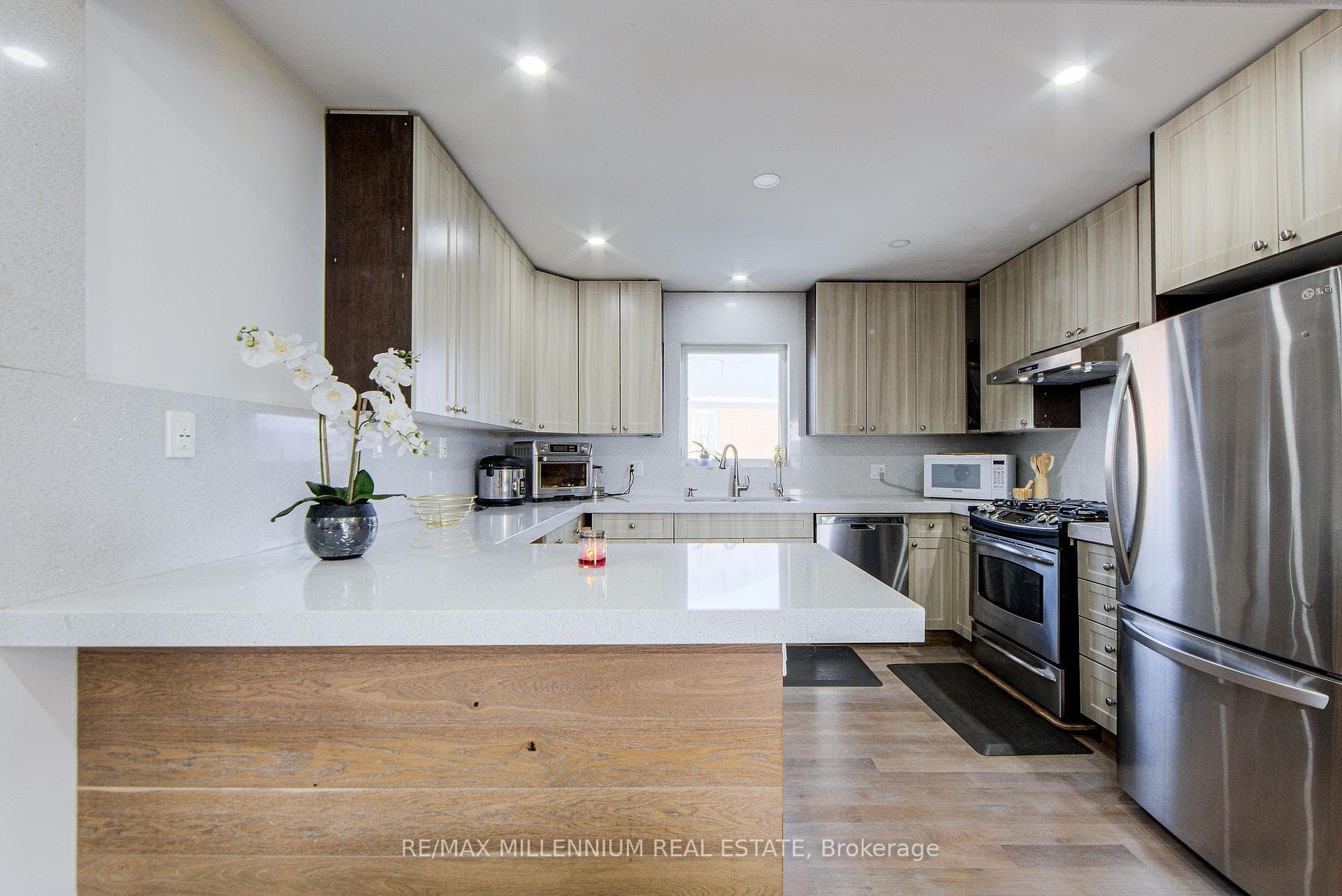 39 Mayall Avenue photo 14