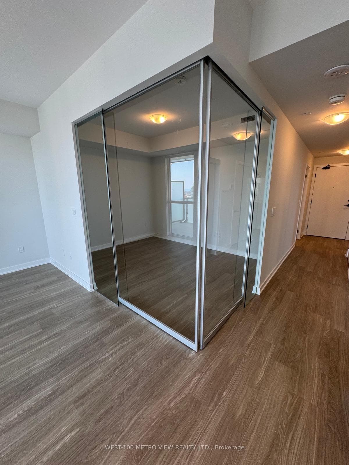 430 Square One Drive Unit 2404 photo 9
