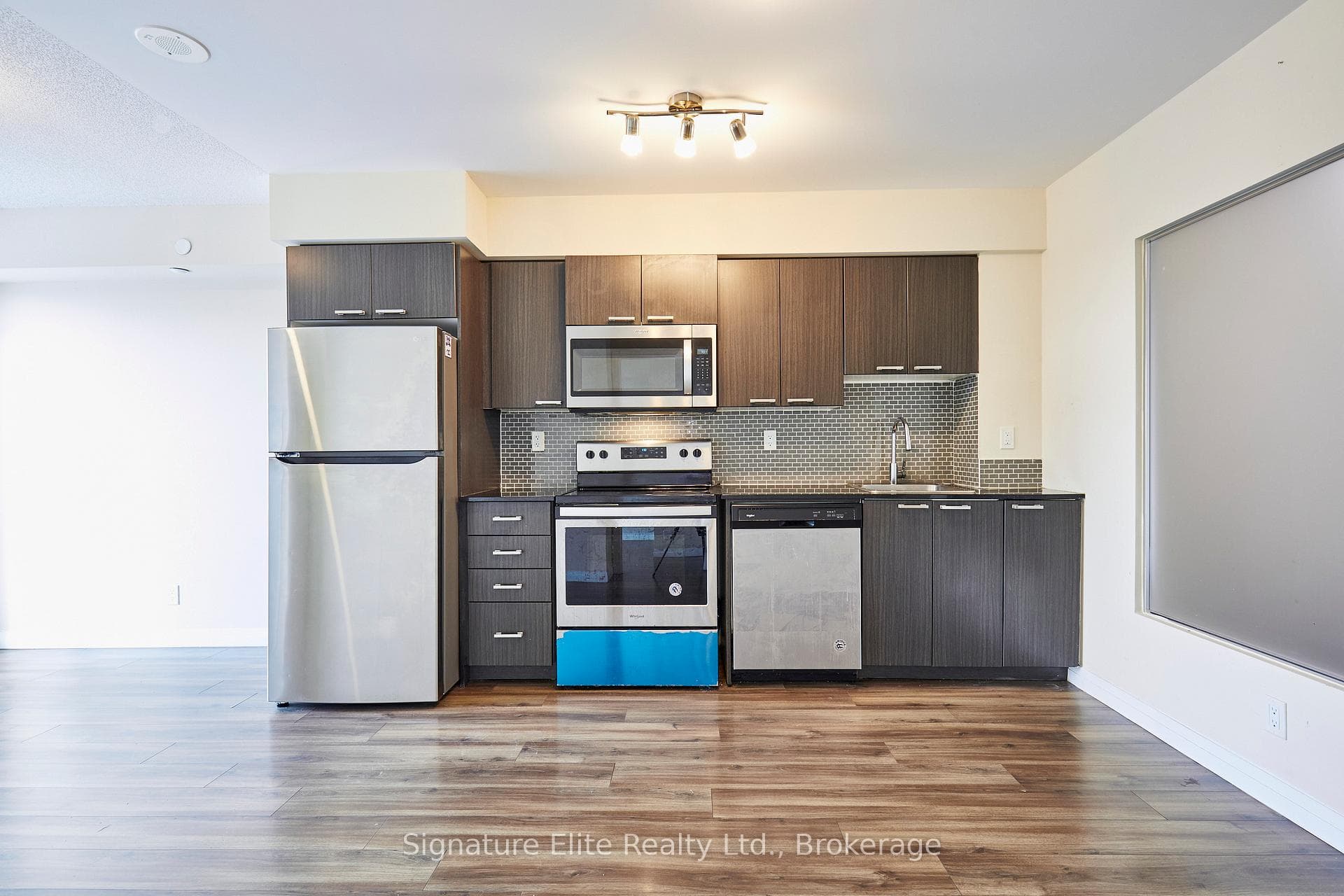 2150 Lawrence Avenue Unit 309 photo 7