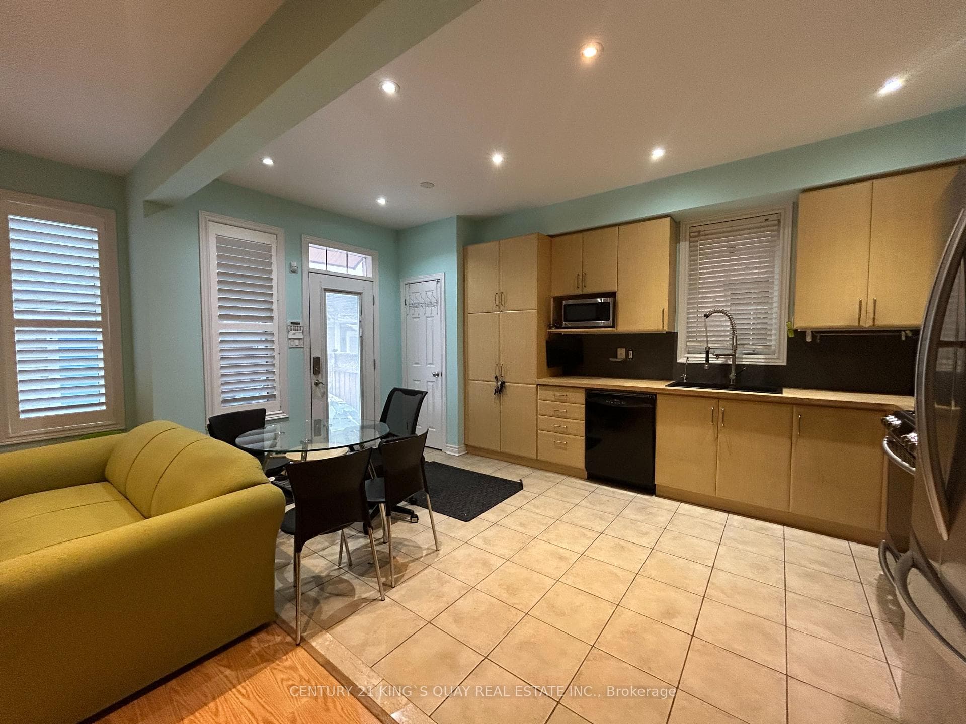 64 Innisvale Drive photo 7