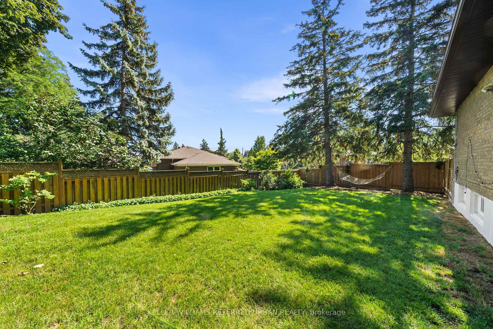 115 Bonnyview Drive photo 24
