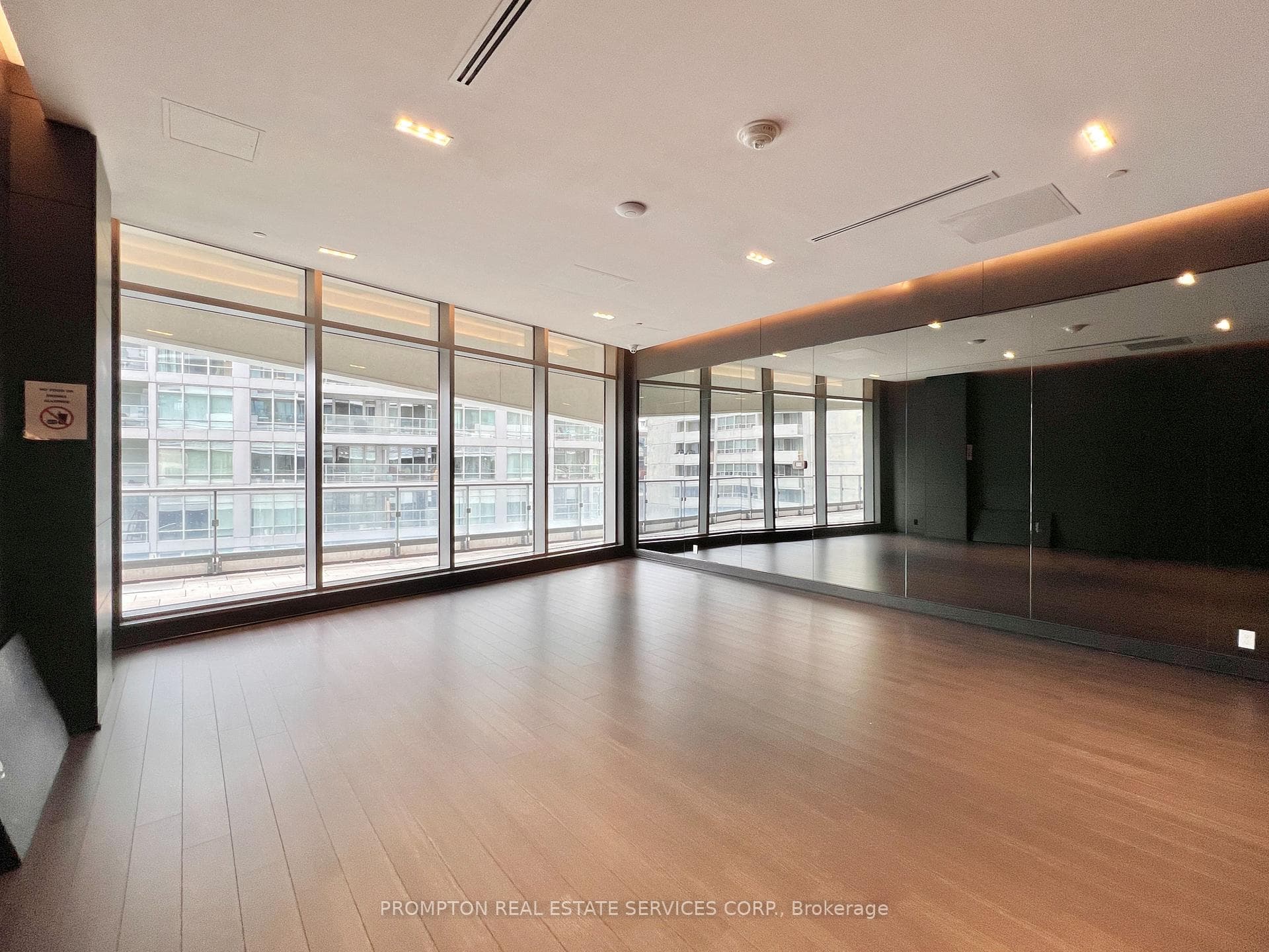 2221 Yonge Street Unit 3809 photo 36