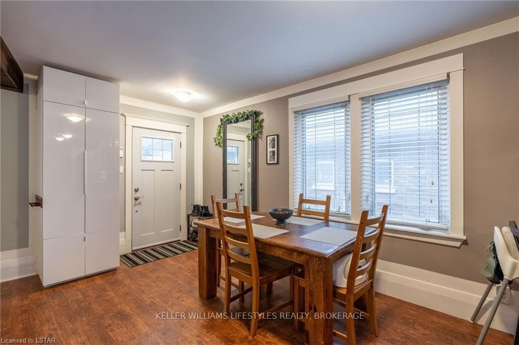 1288 YORK Street photo 12
