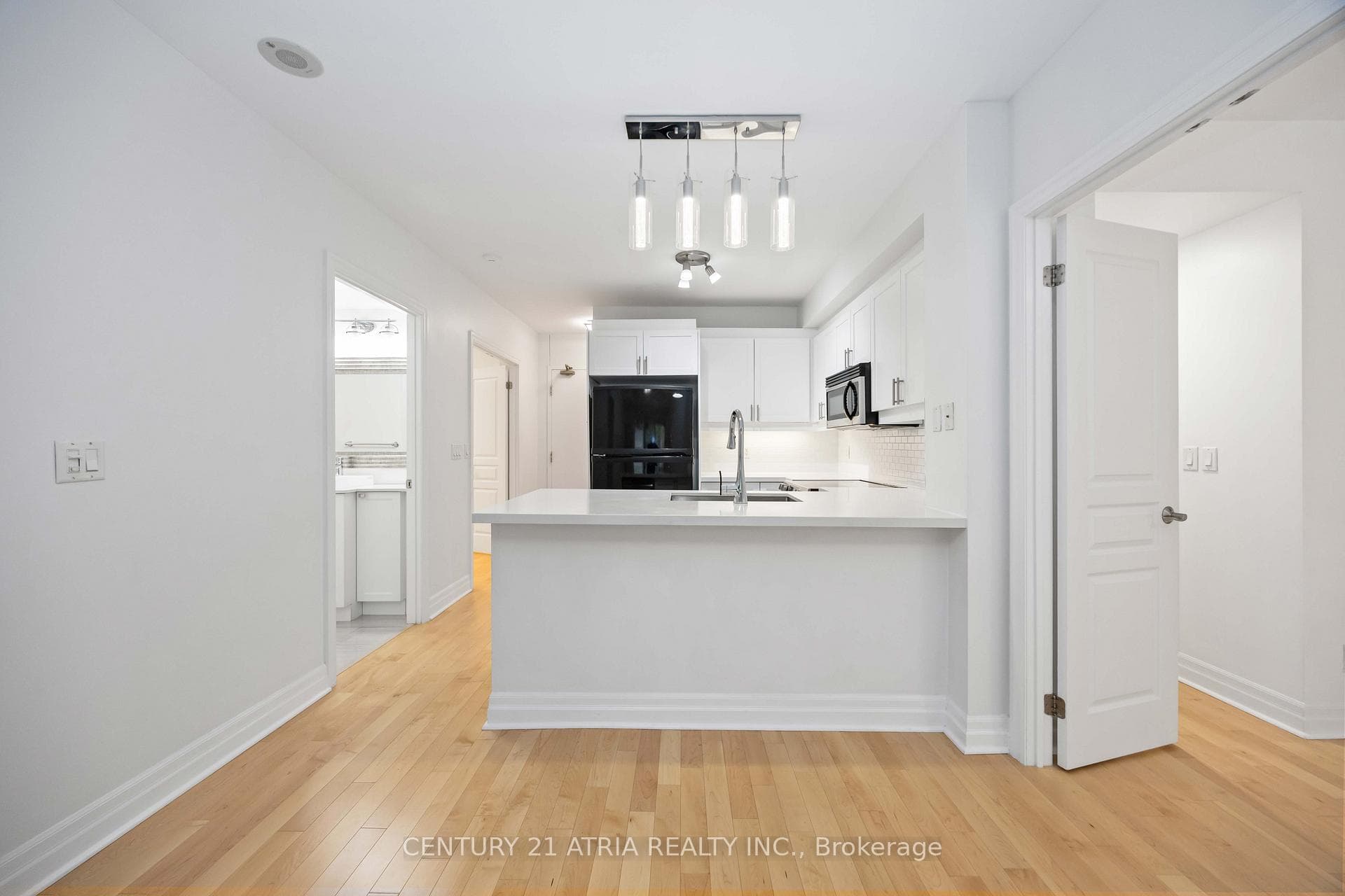 1801 Bayview Avenue Unit 107 photo 12